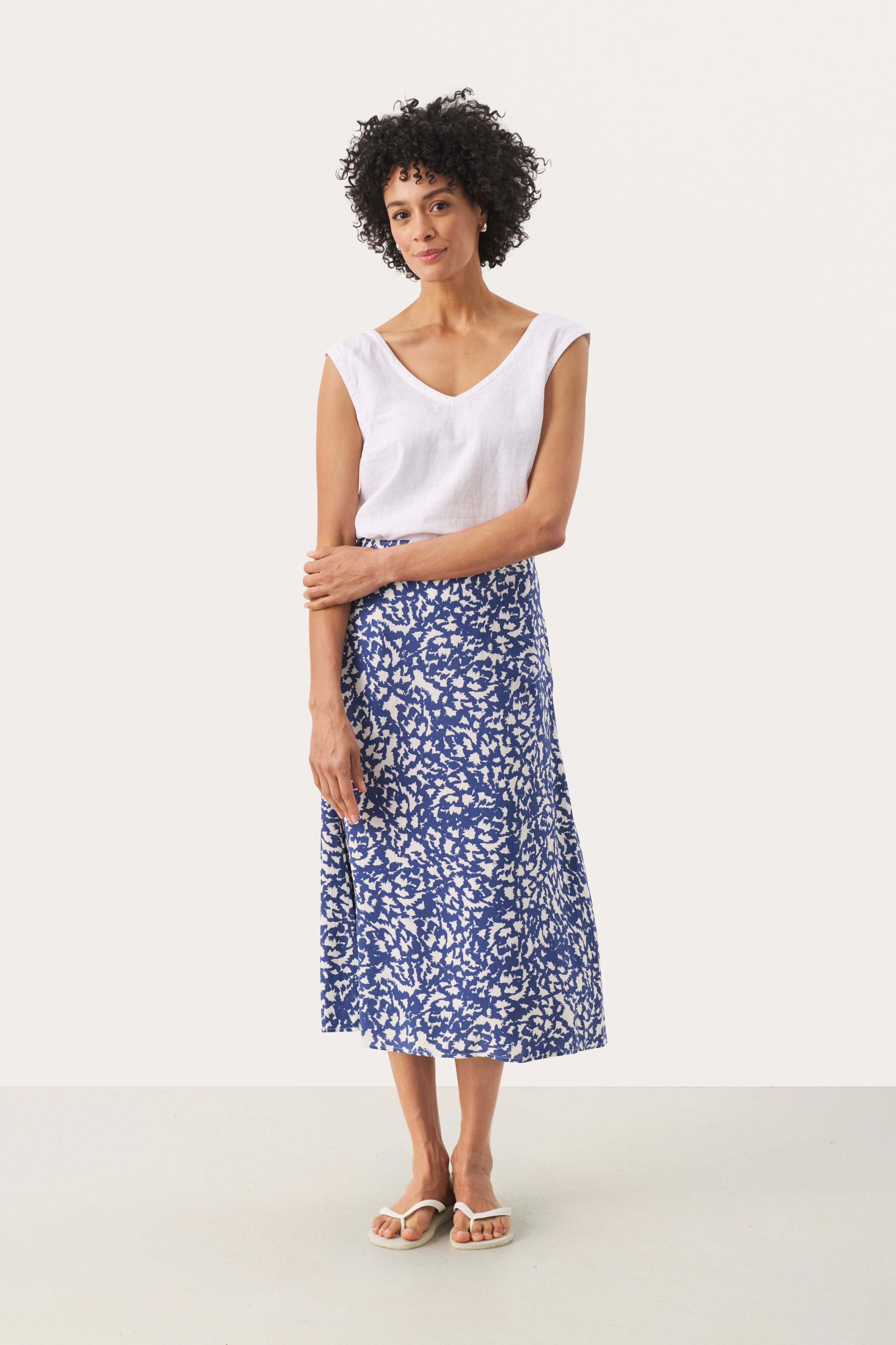 BiseraPW Skirt LOOKBOOK FRONT 30308685-303804