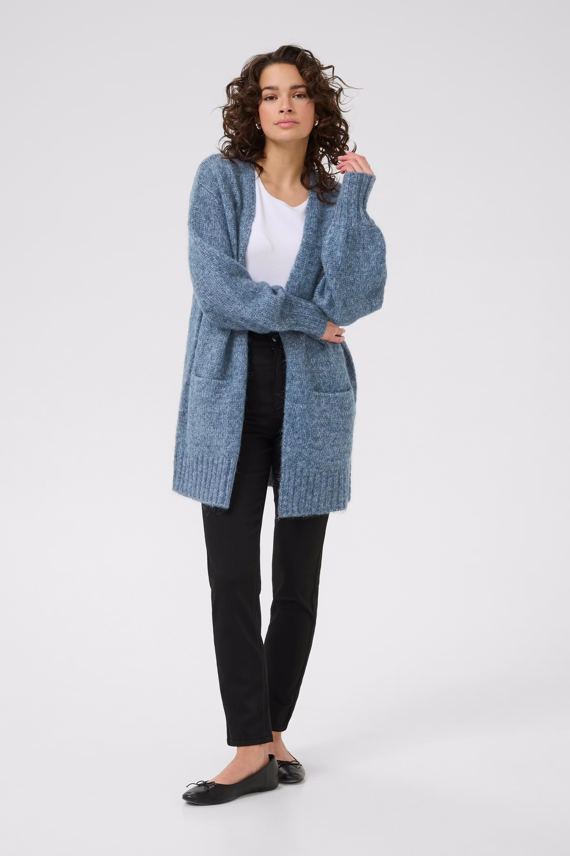 KAtrina Cardigan LOOKBOOK FRONT 10509150-1840281
