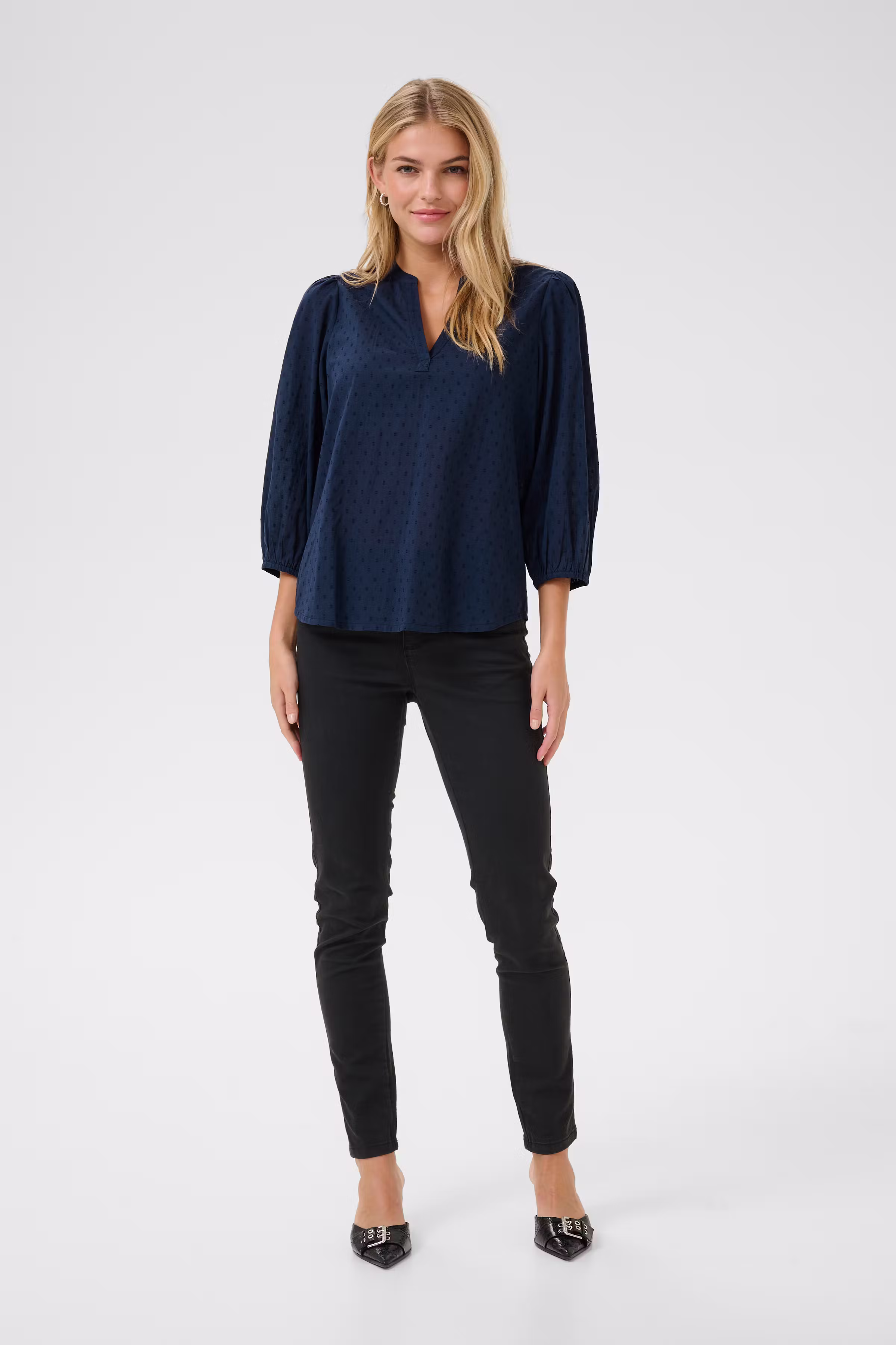 KAsjila Blus LOOKBOOK FRONT 10510192-194020