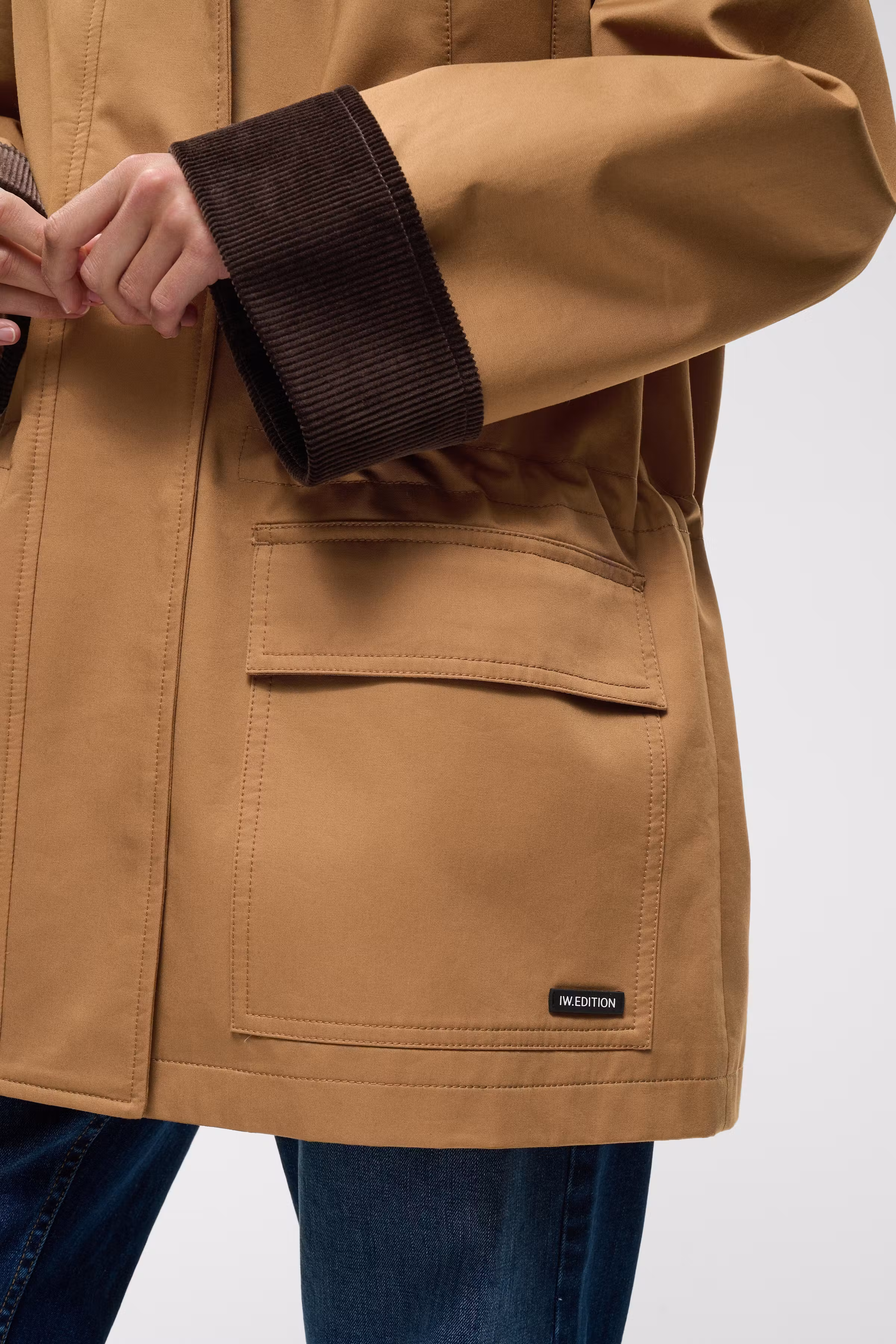 HUNTERYIW Ytterplagg LOOKBOOK DETAIL 30112707-171327