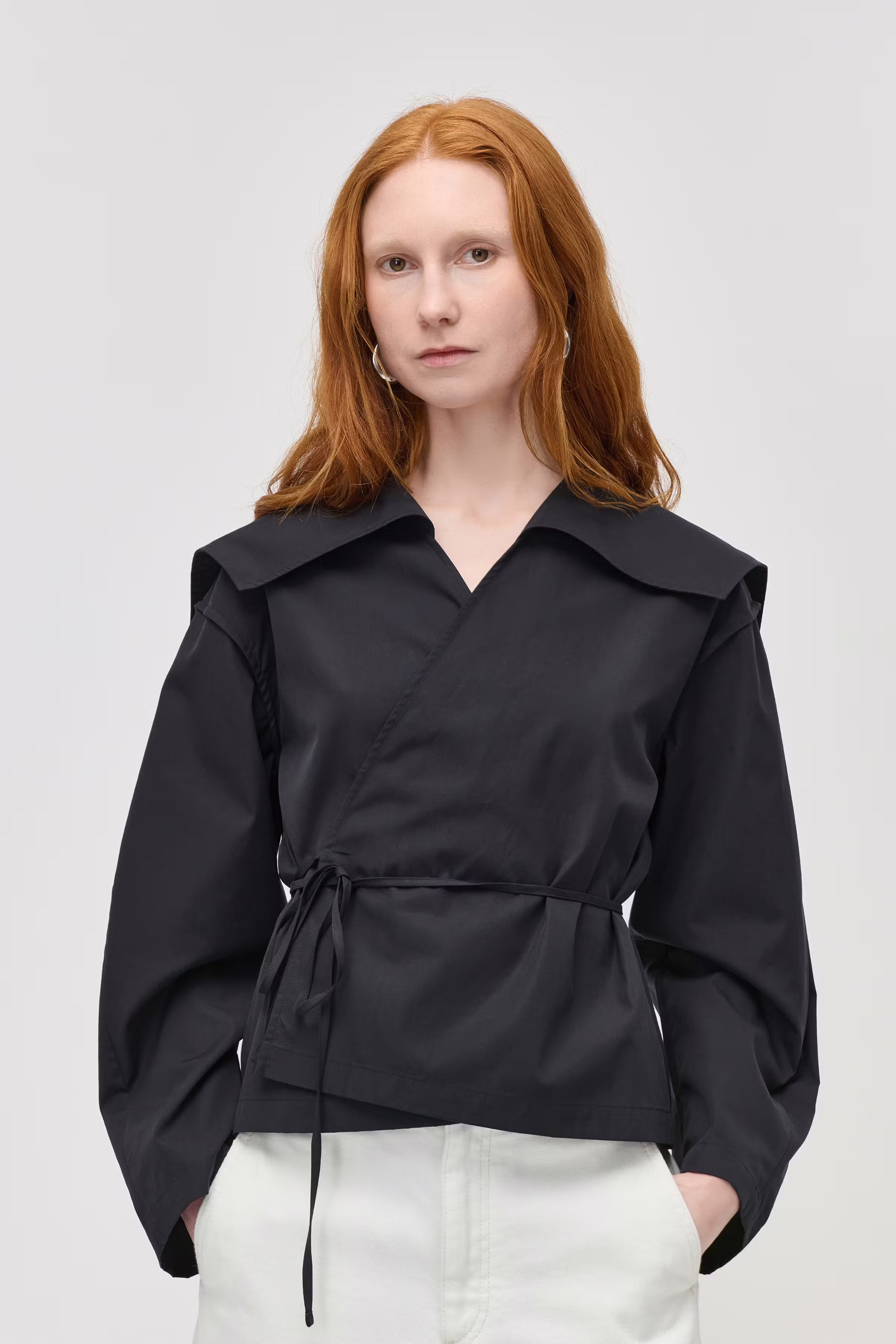 EDWINA Blouse LOOKBOOK FRONT 30600579-BK999