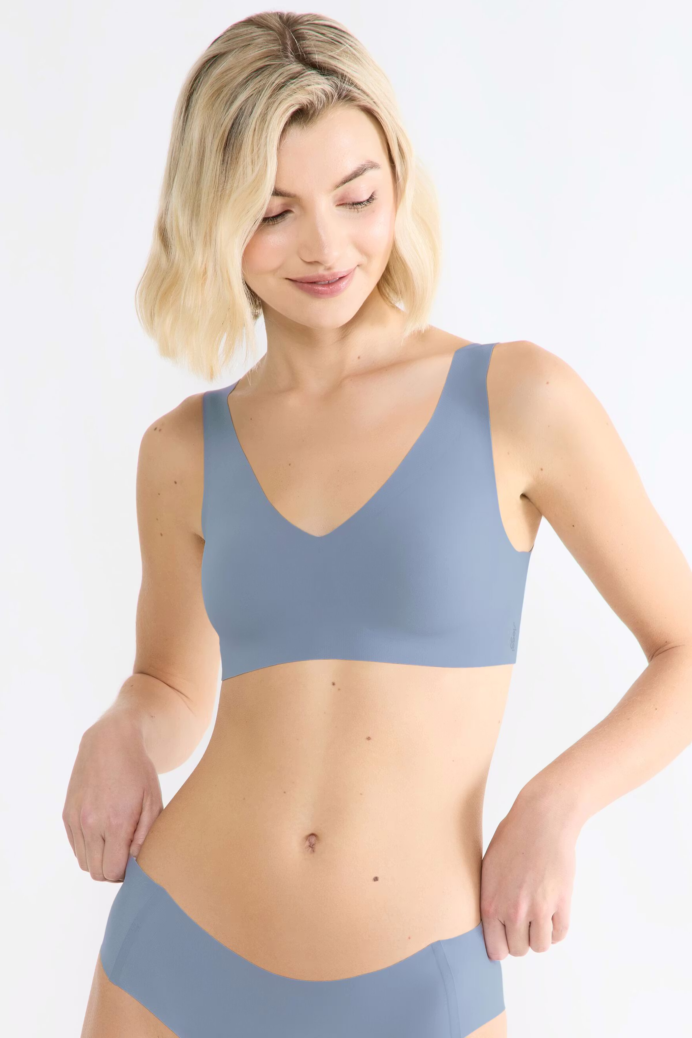 sloggiZERO-Feel BH LOOKBOOK FRONT 40551607-400876