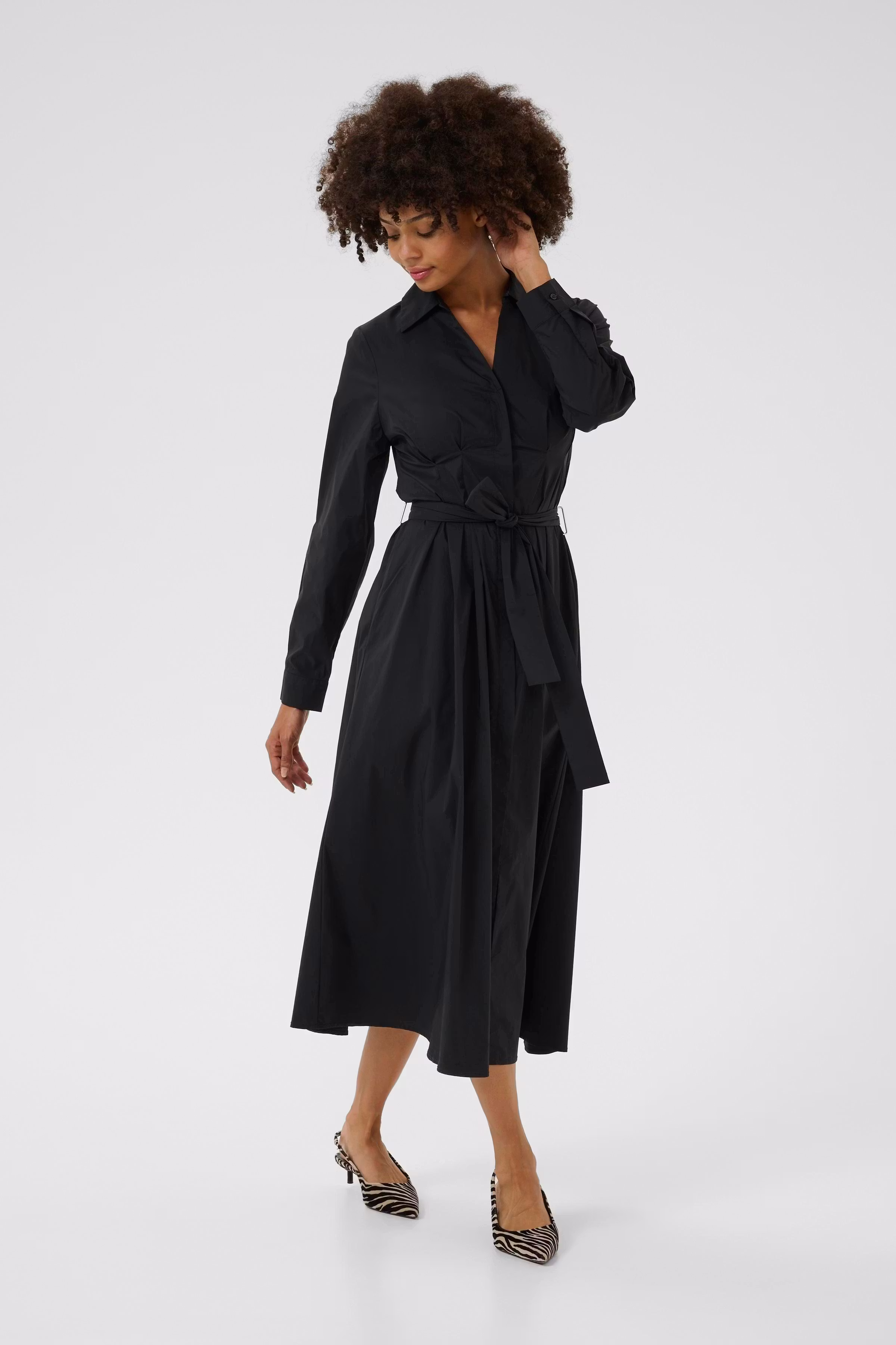 CUelna Klänning LOOKBOOK FRONT 50112298-500012