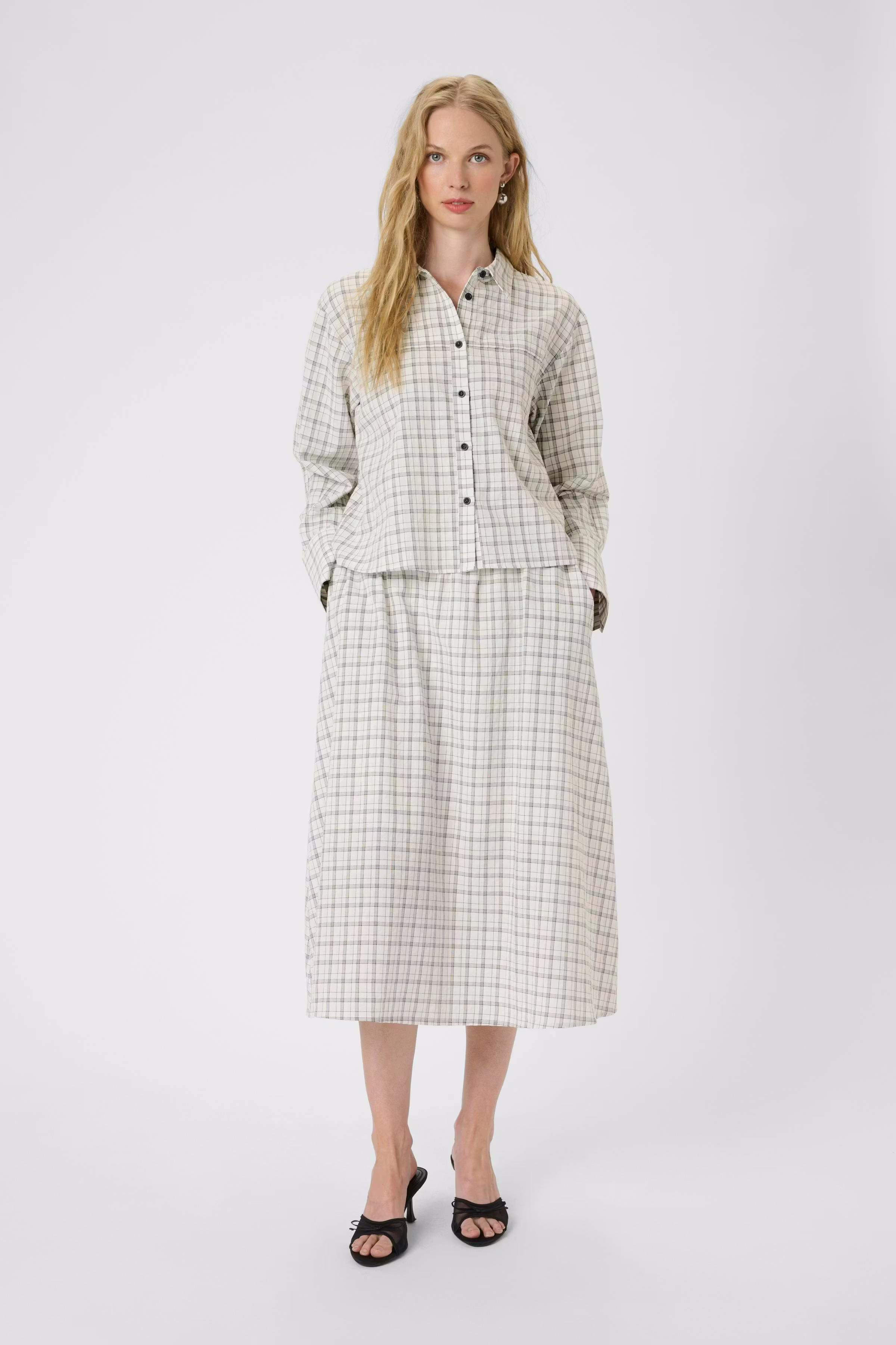 KBAlexandra Shirt LOOKBOOK FRONT 10105822-108975