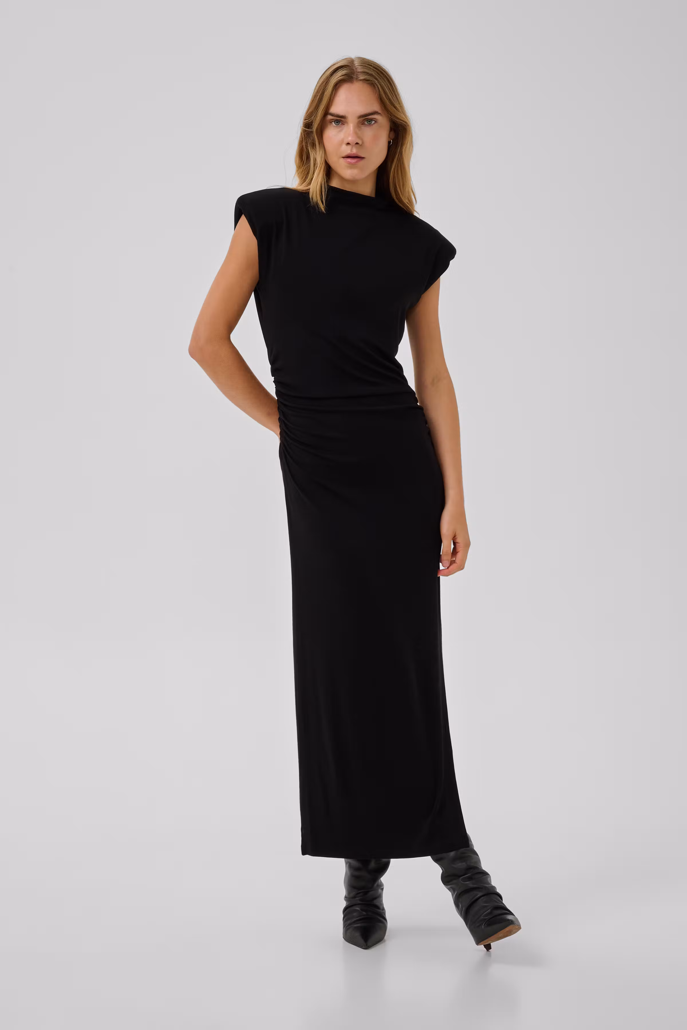 MWGiggo Kleid LOOKBOOK FRONT 10705392-100031