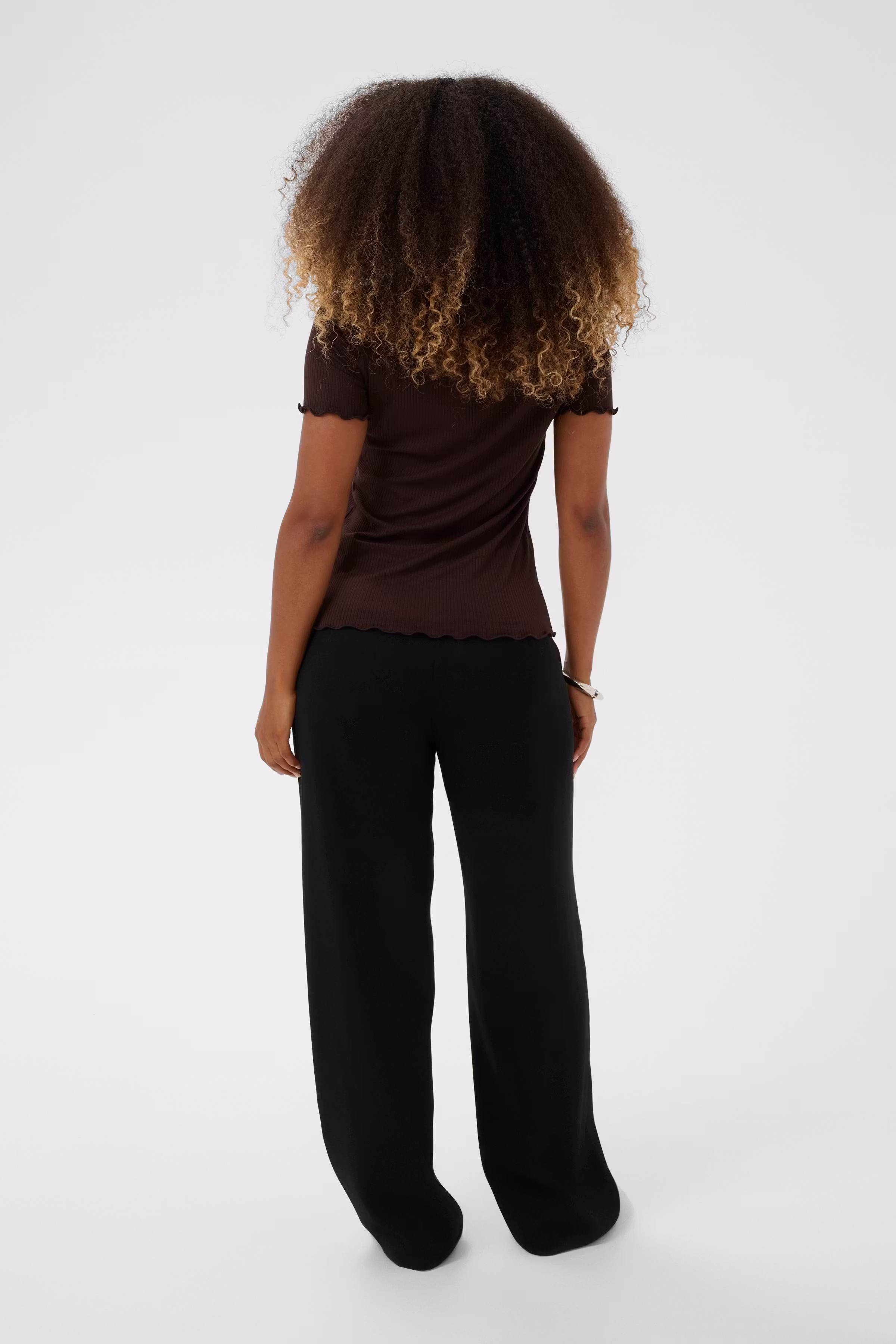 CRRibba T-shirt LOOKBOOK FRONT 10613207-191110