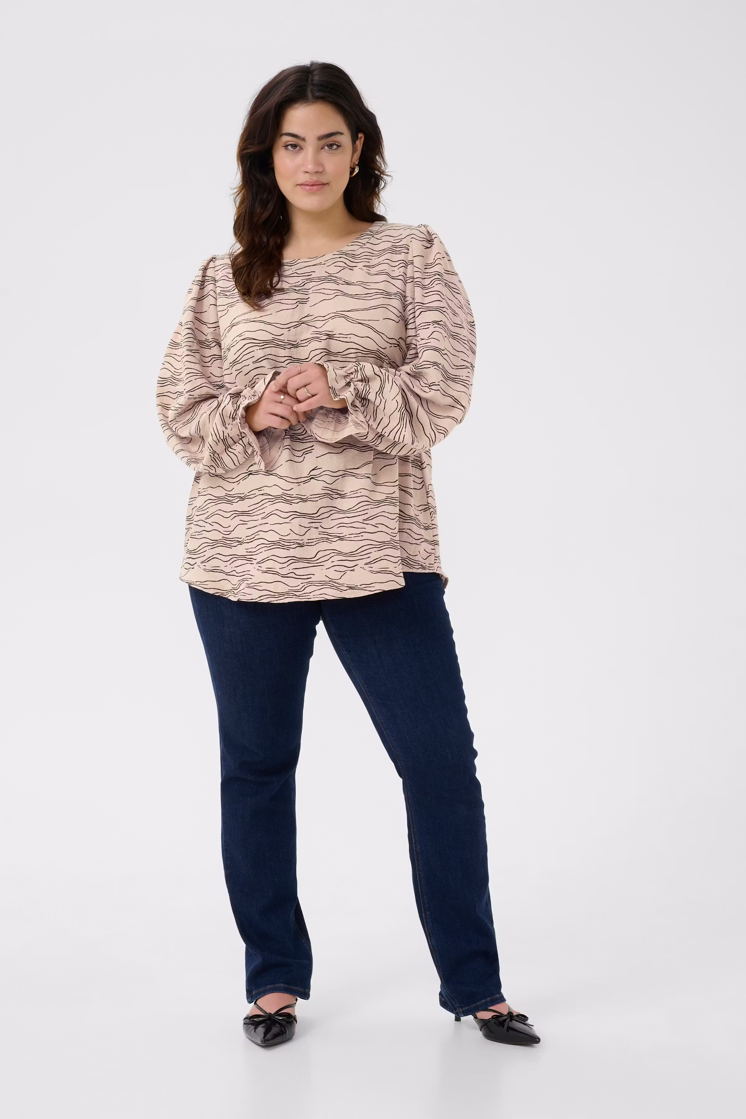 KCnika Bluse LOOKBOOK FRONT 10583581-108183