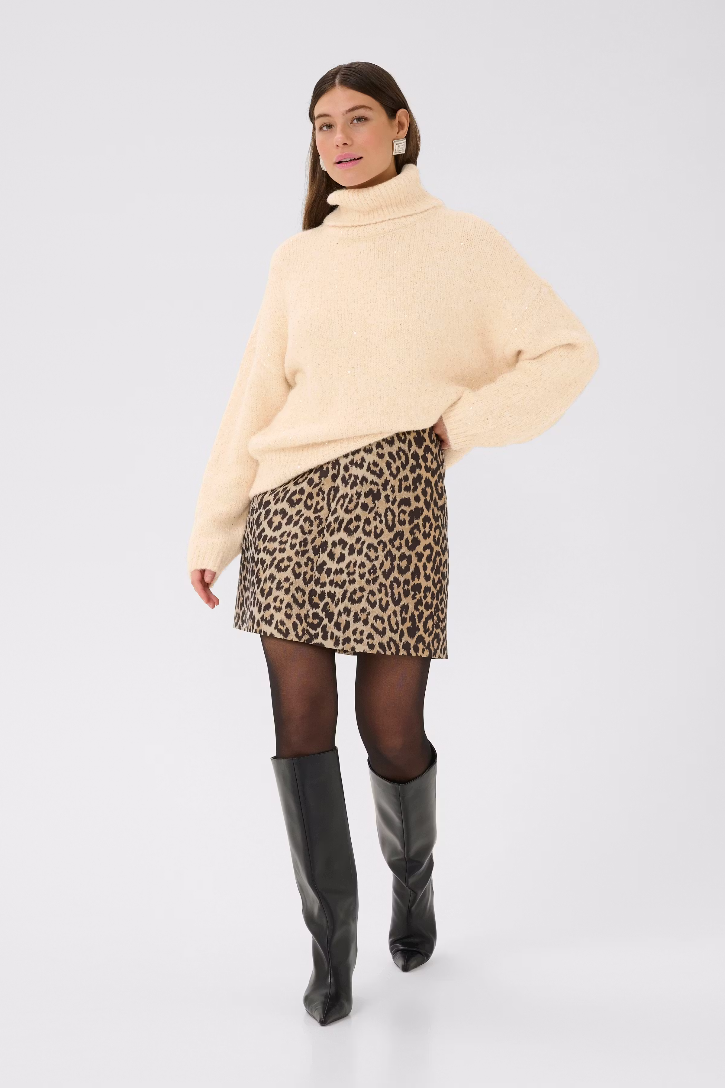 CUpriscilla Pullover LOOKBOOK FRONT 50112476-120304