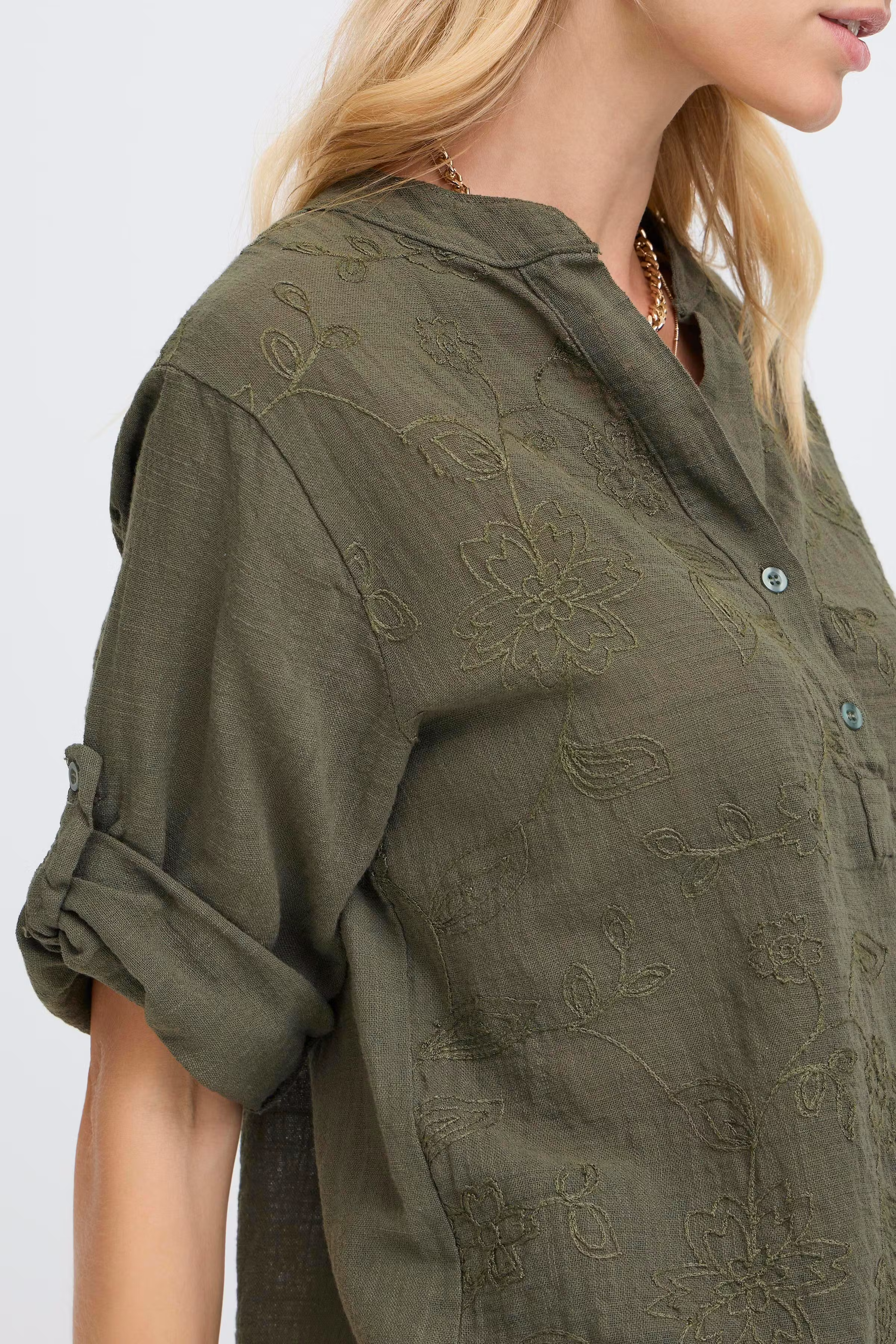 SBALEXIS Bluse LOOKBOOK DETAIL 22101049-180515