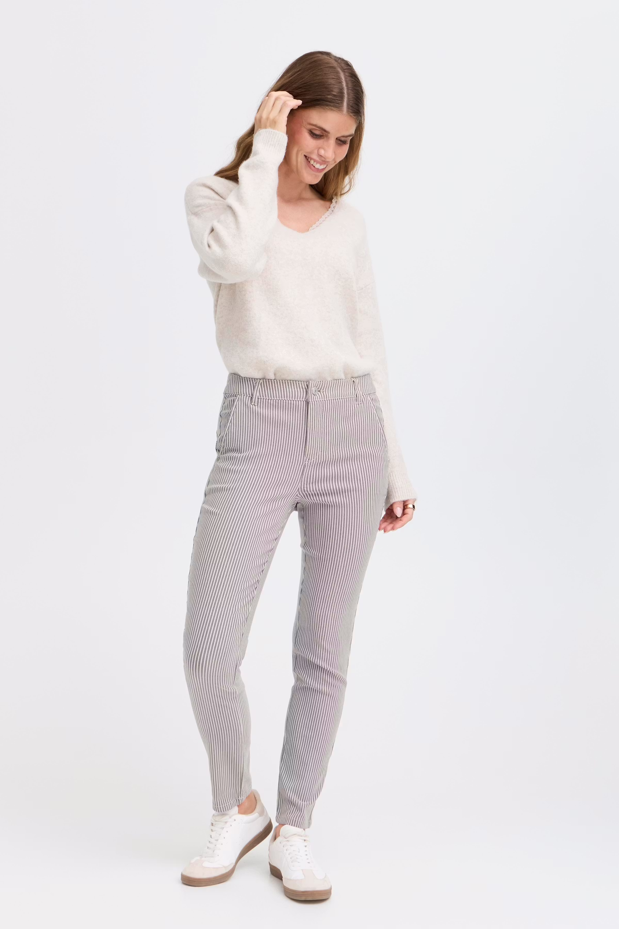 FRENA Bukser LOOKBOOK FRONT 20613882-205365