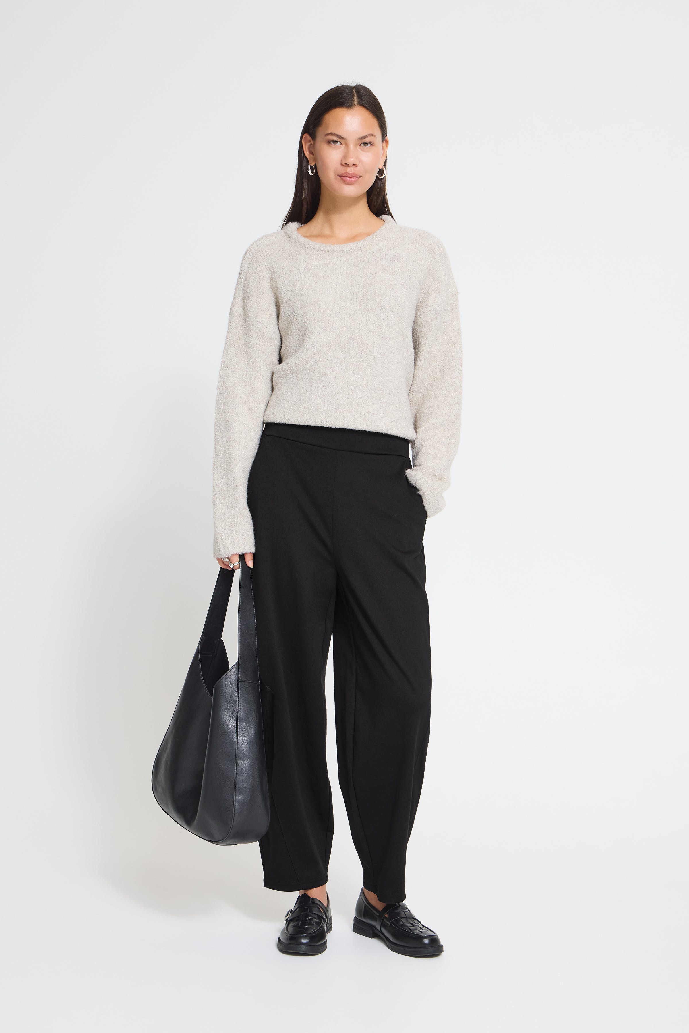 IXKATE BARREL Hose LOOKBOOK FRONT 20123727-194008