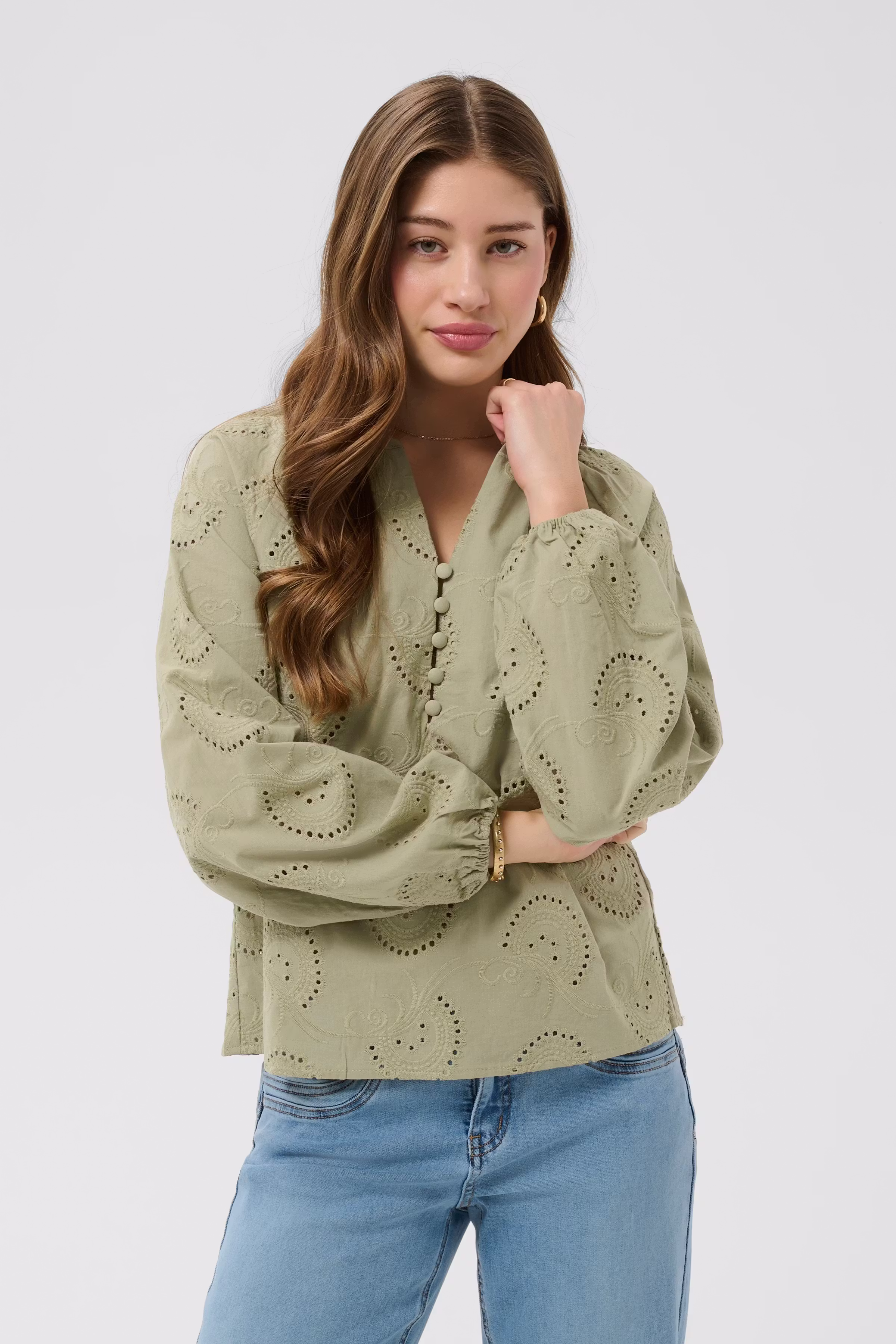 CRDelia Blus LOOKBOOK FRONT 10613324-160213