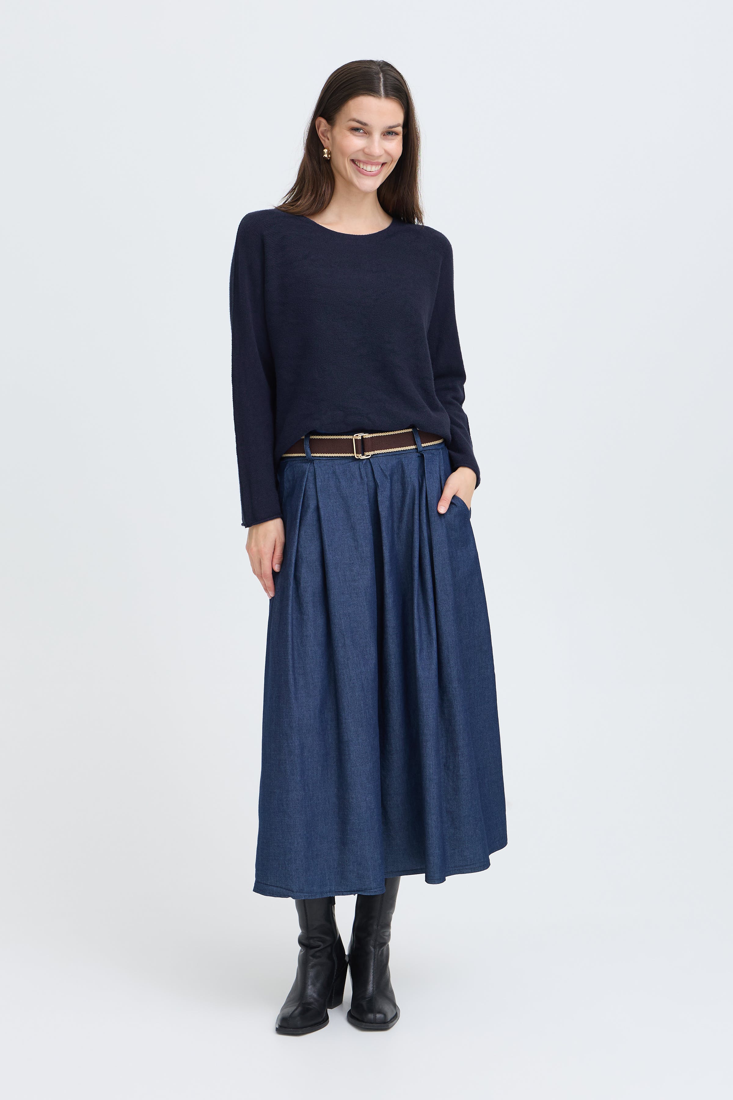 SBINNOVA Pullover LOOKBOOK FRONT 22100452-193923