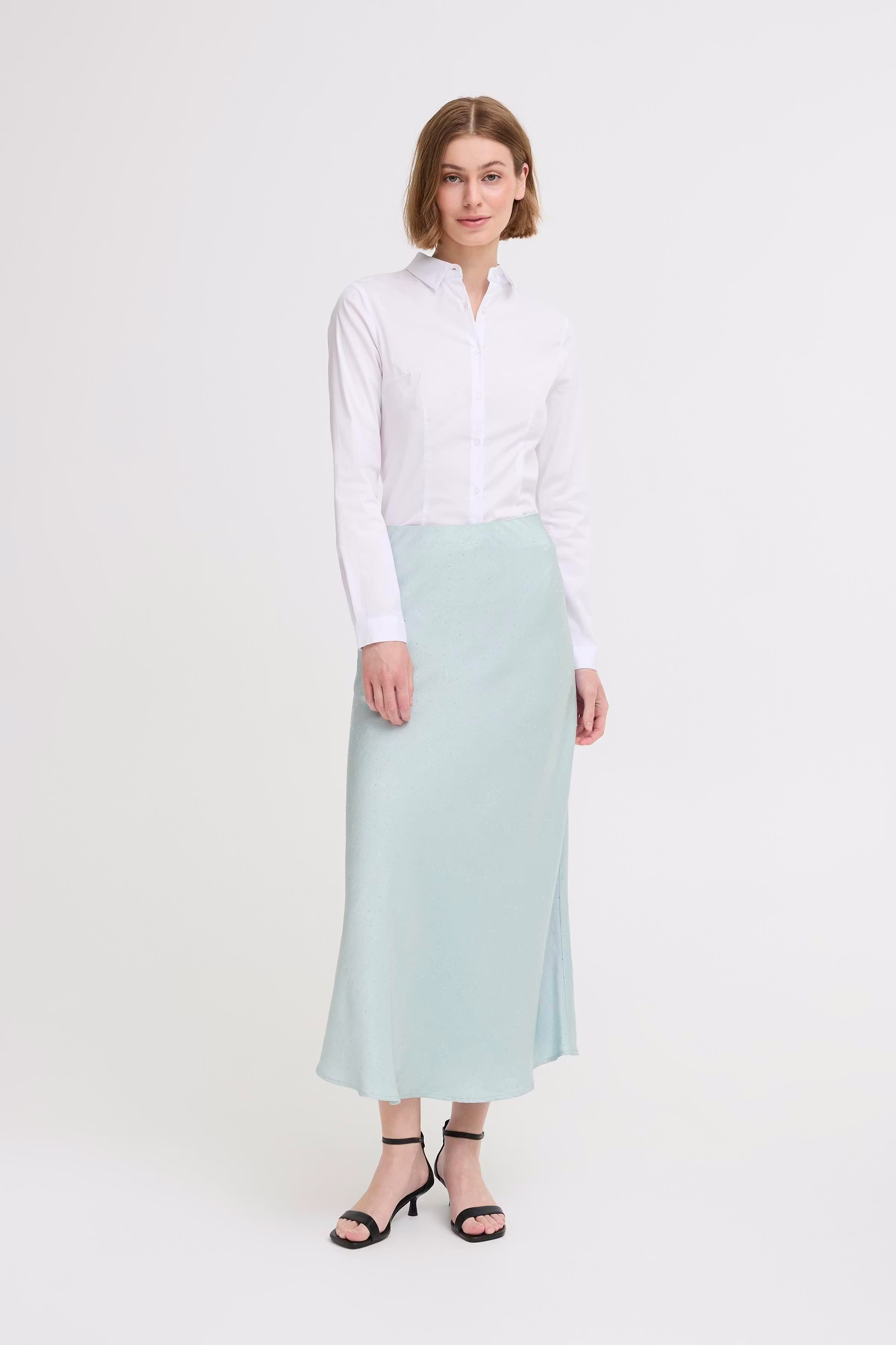 IHXCLARA Rock LOOKBOOK FRONT 20123766-164404