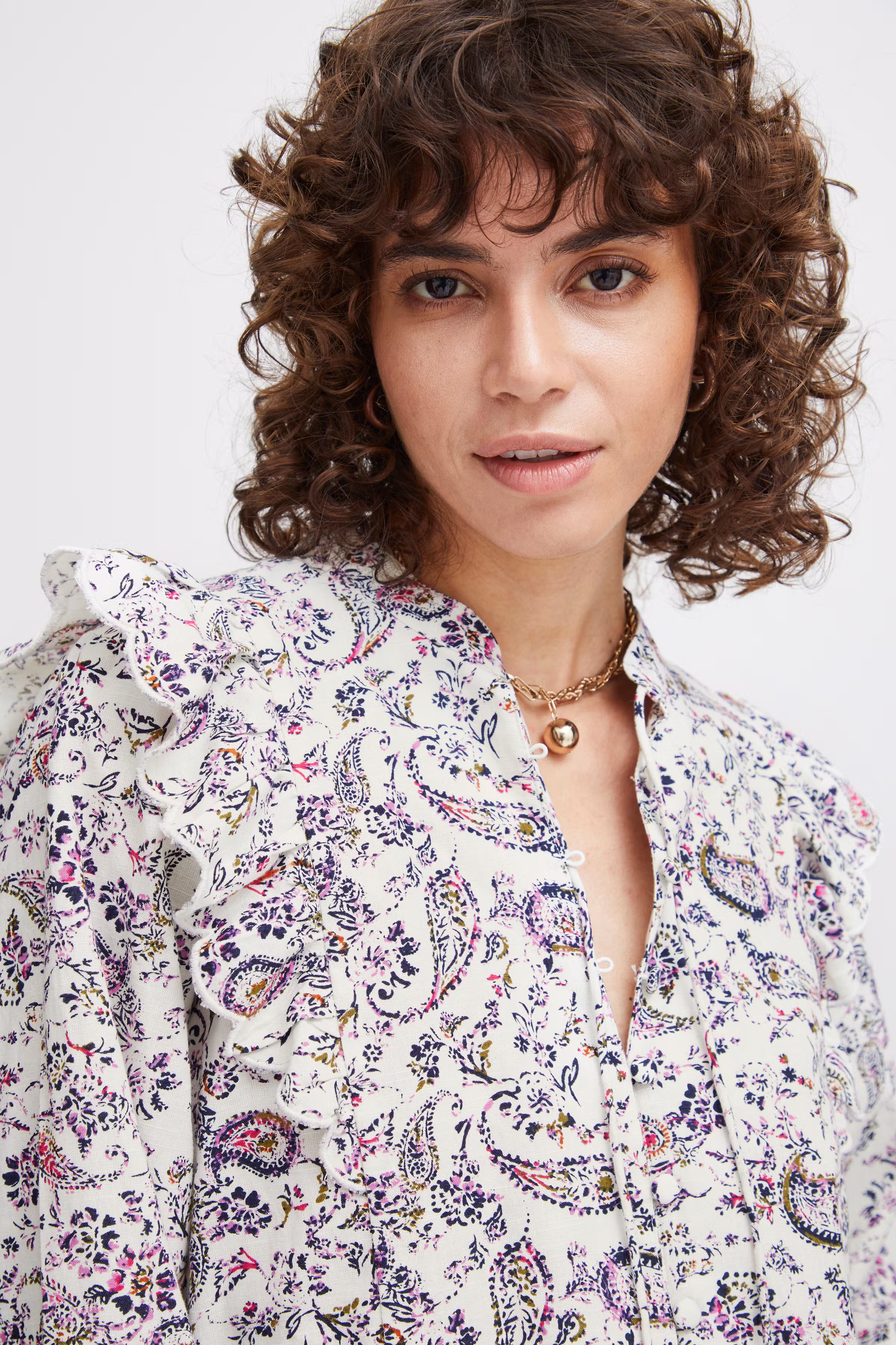 IRSASSY Hemd LOOKBOOK DETAIL 20119518-130905