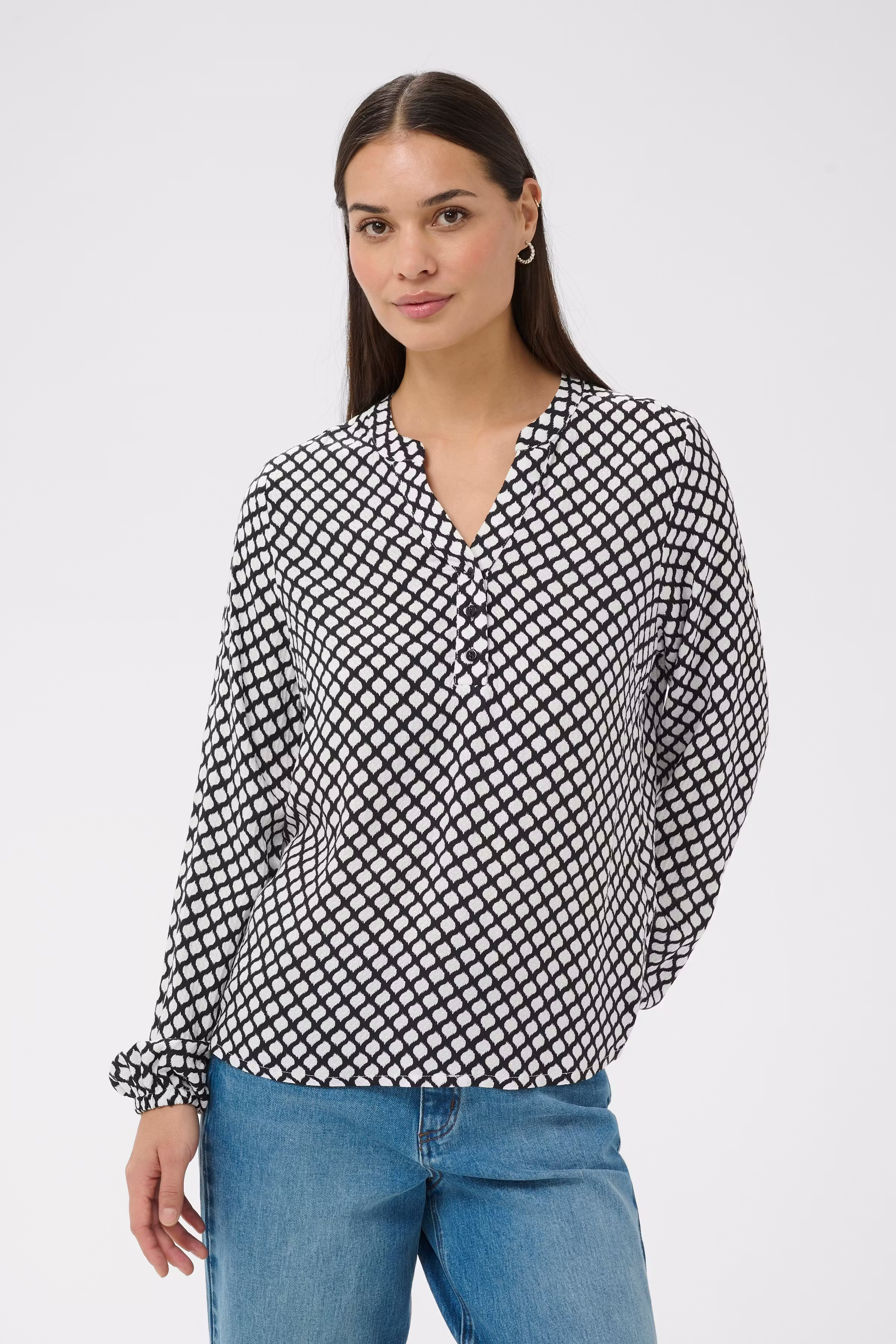 KAmathilde Bluse LOOKBOOK FRONT 10509471-109119