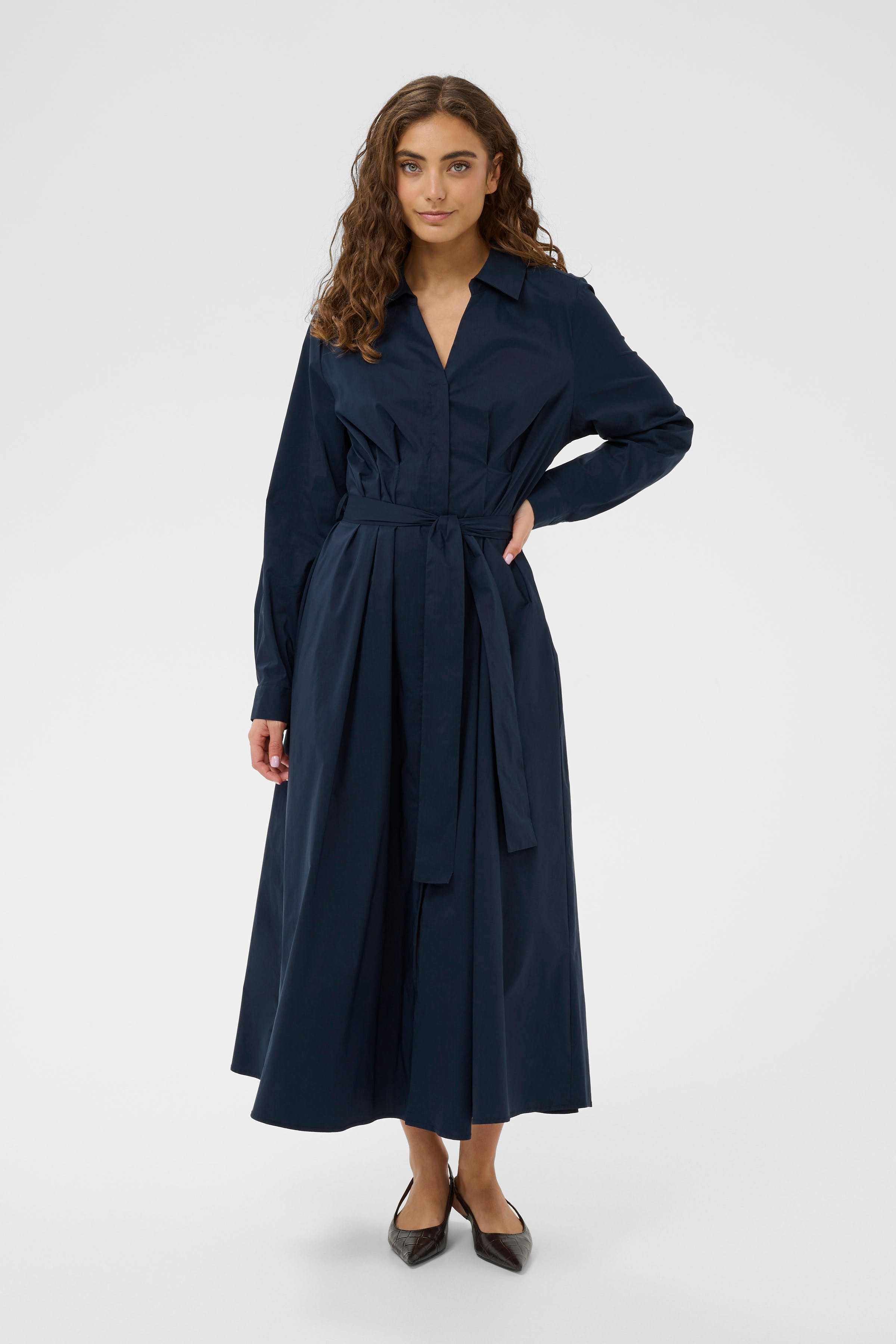 CUelna Dress LOOKBOOK FRONT 50112298-193921