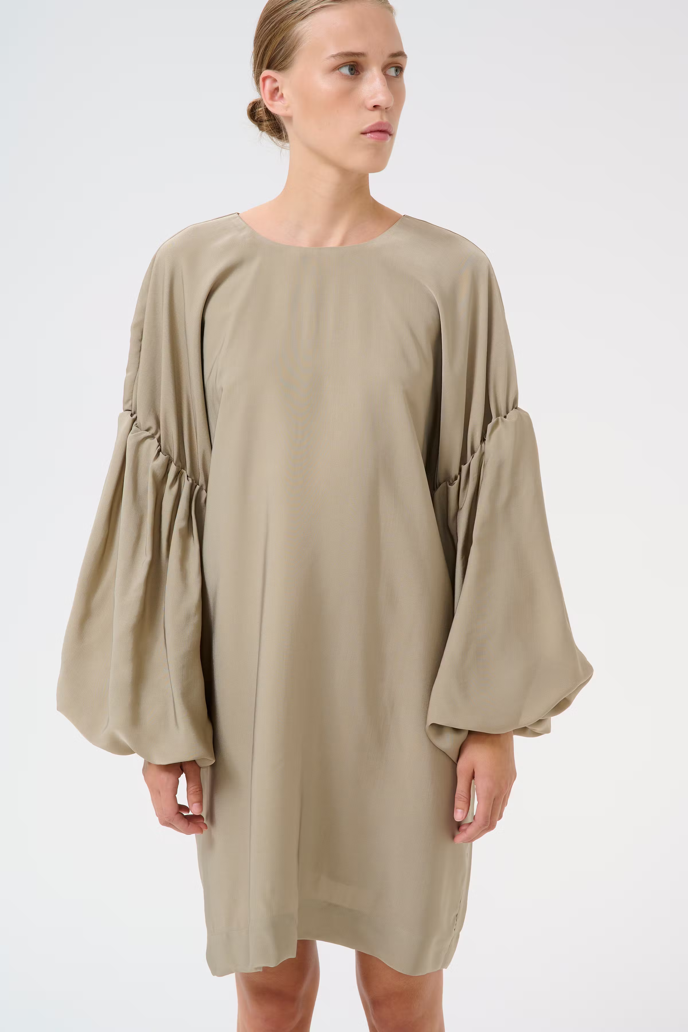 GZmalloon Kleid LOOKBOOK FRONT 10910215-170510