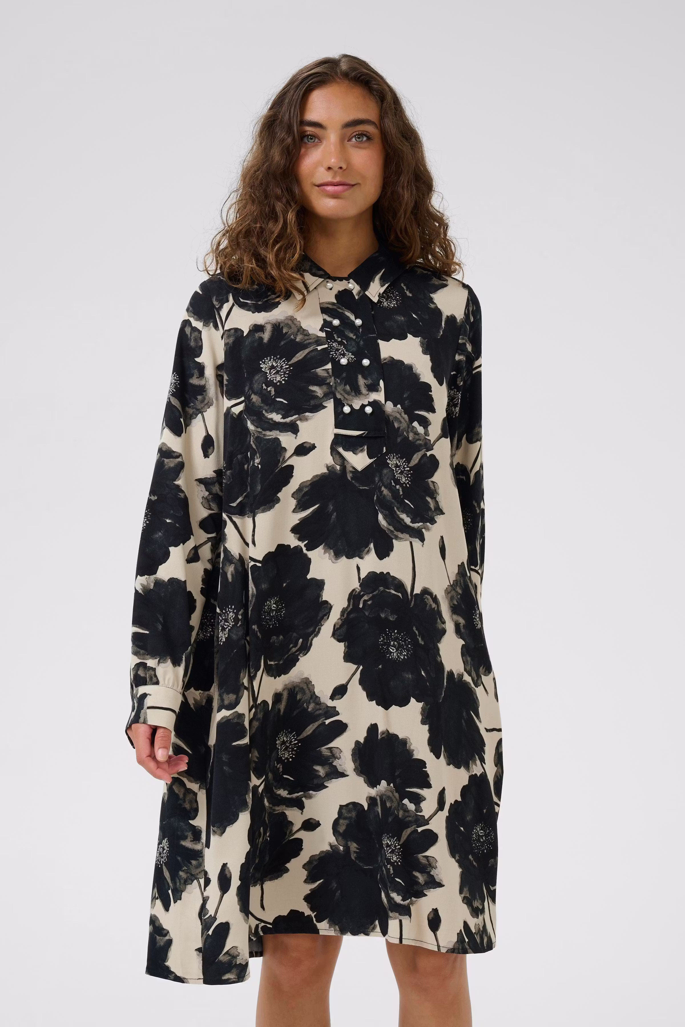 CUrachel Dress LOOKBOOK FRONT 50112378-108570