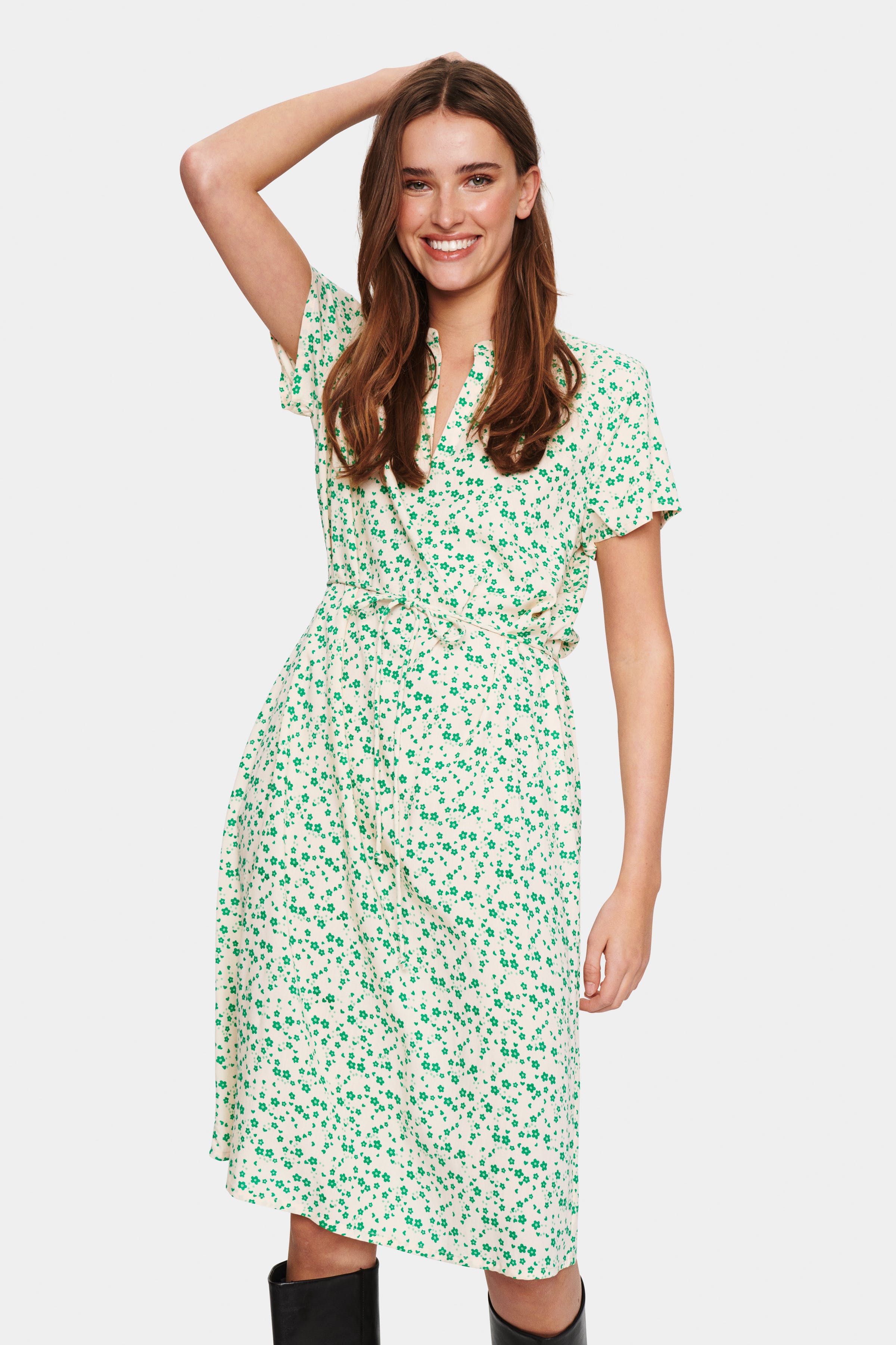 TateSZ Kleid LOOKBOOK FRONT 30512527-302034