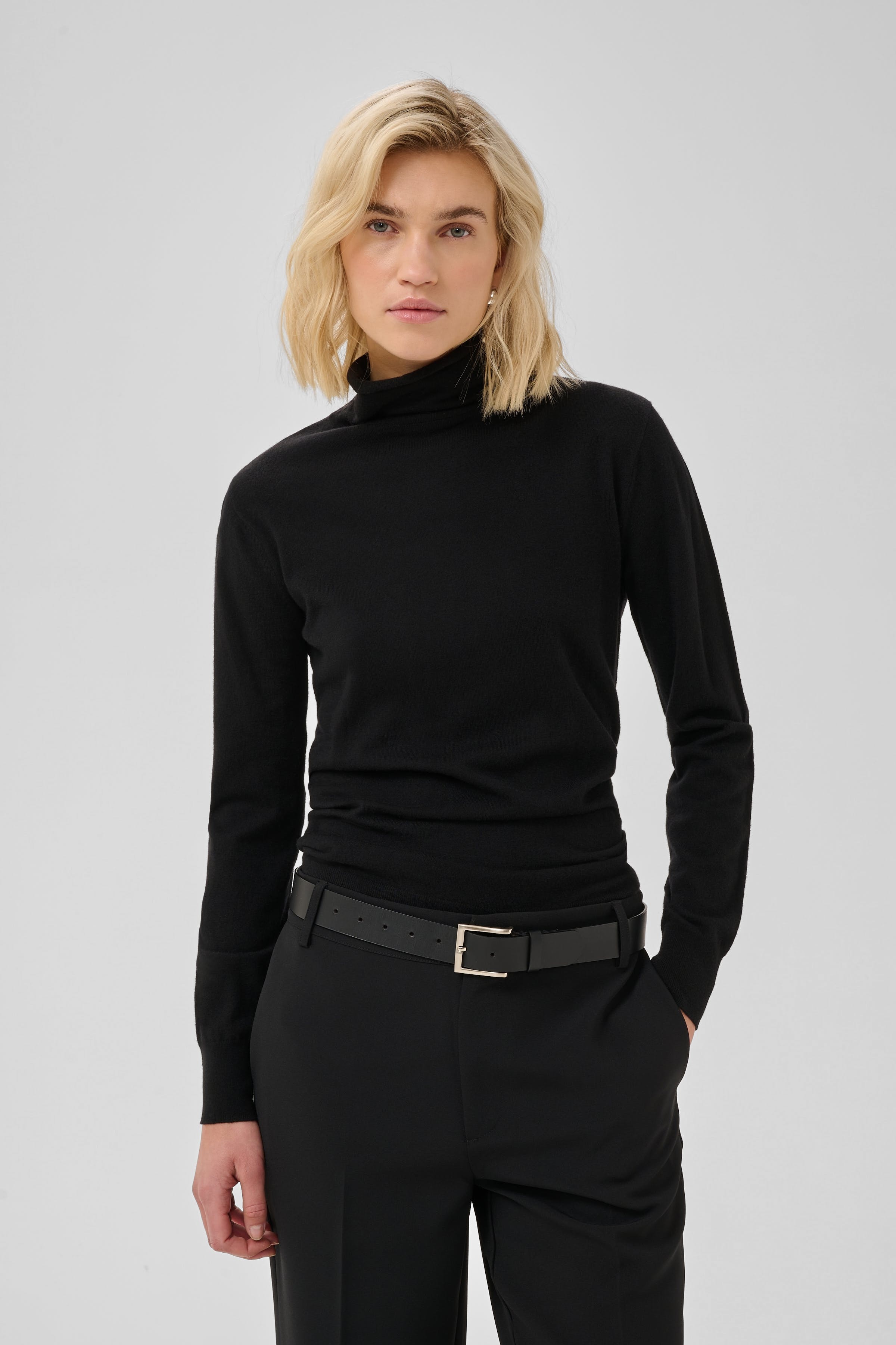 MWKir Pullover LOOKBOOK FRONT 10705694-100031