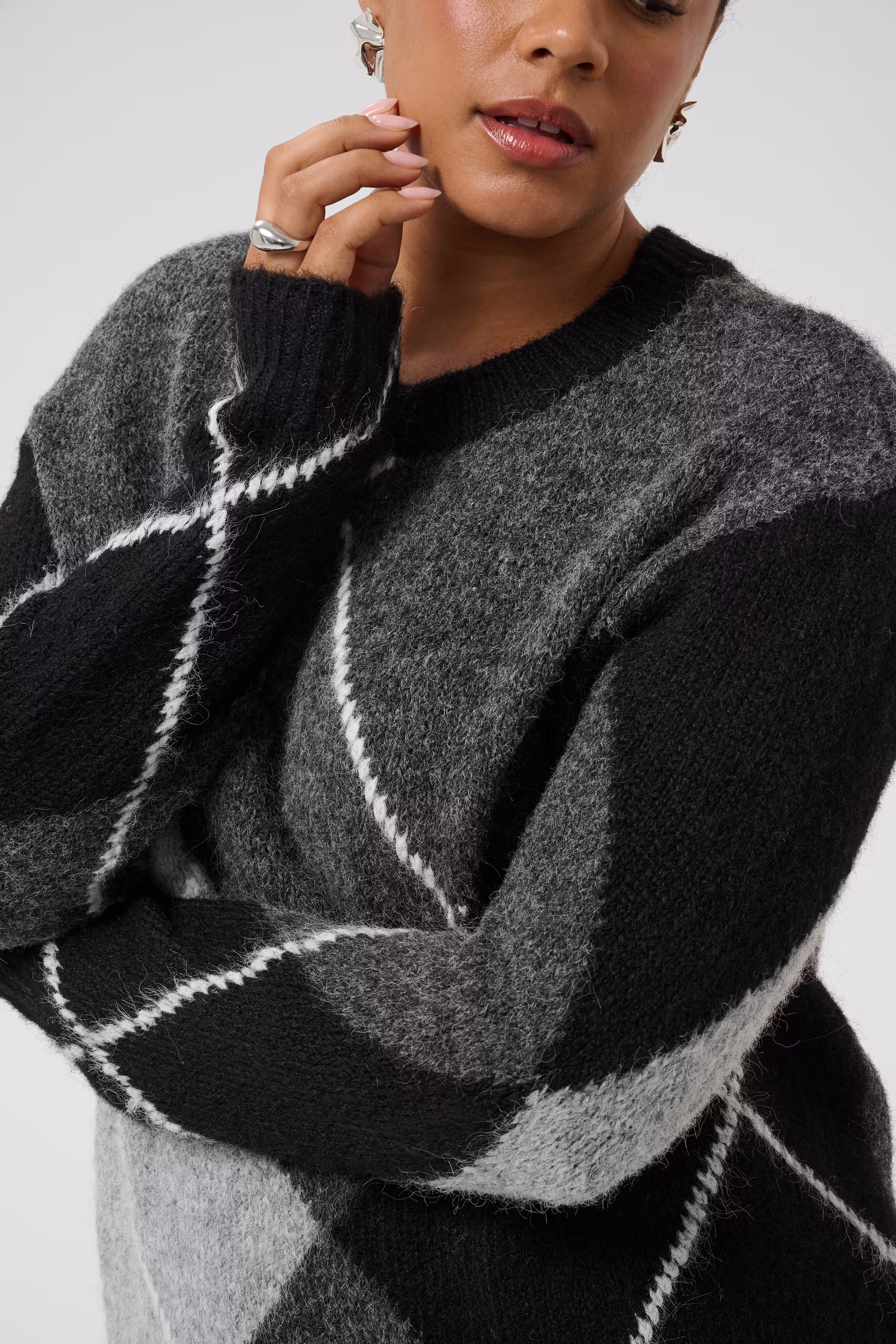 KCkit Pullover LOOKBOOK DETAIL 10584421-109725