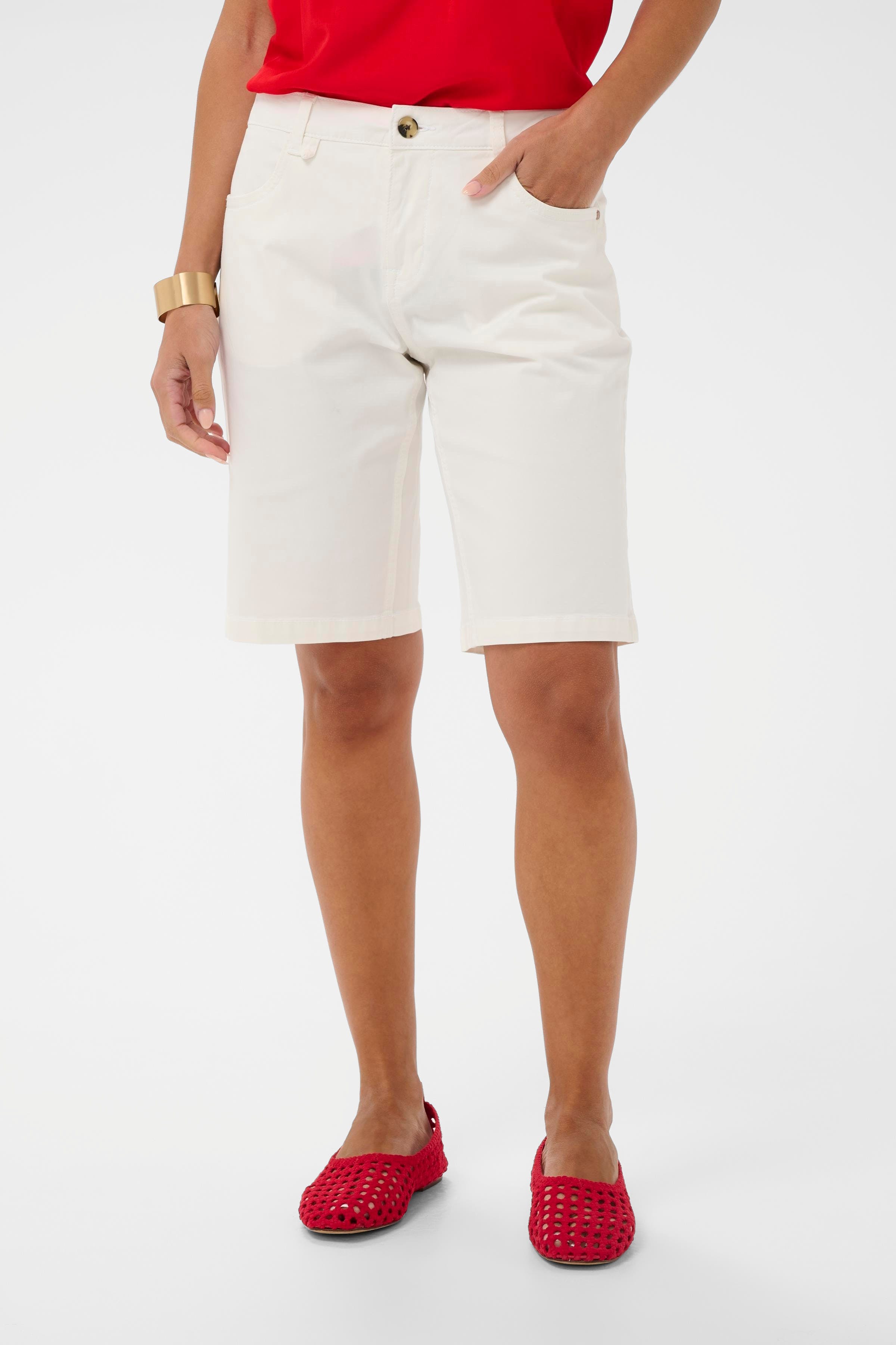 CRBerta Shorts LOOKBOOK FRONT 10614874-110602