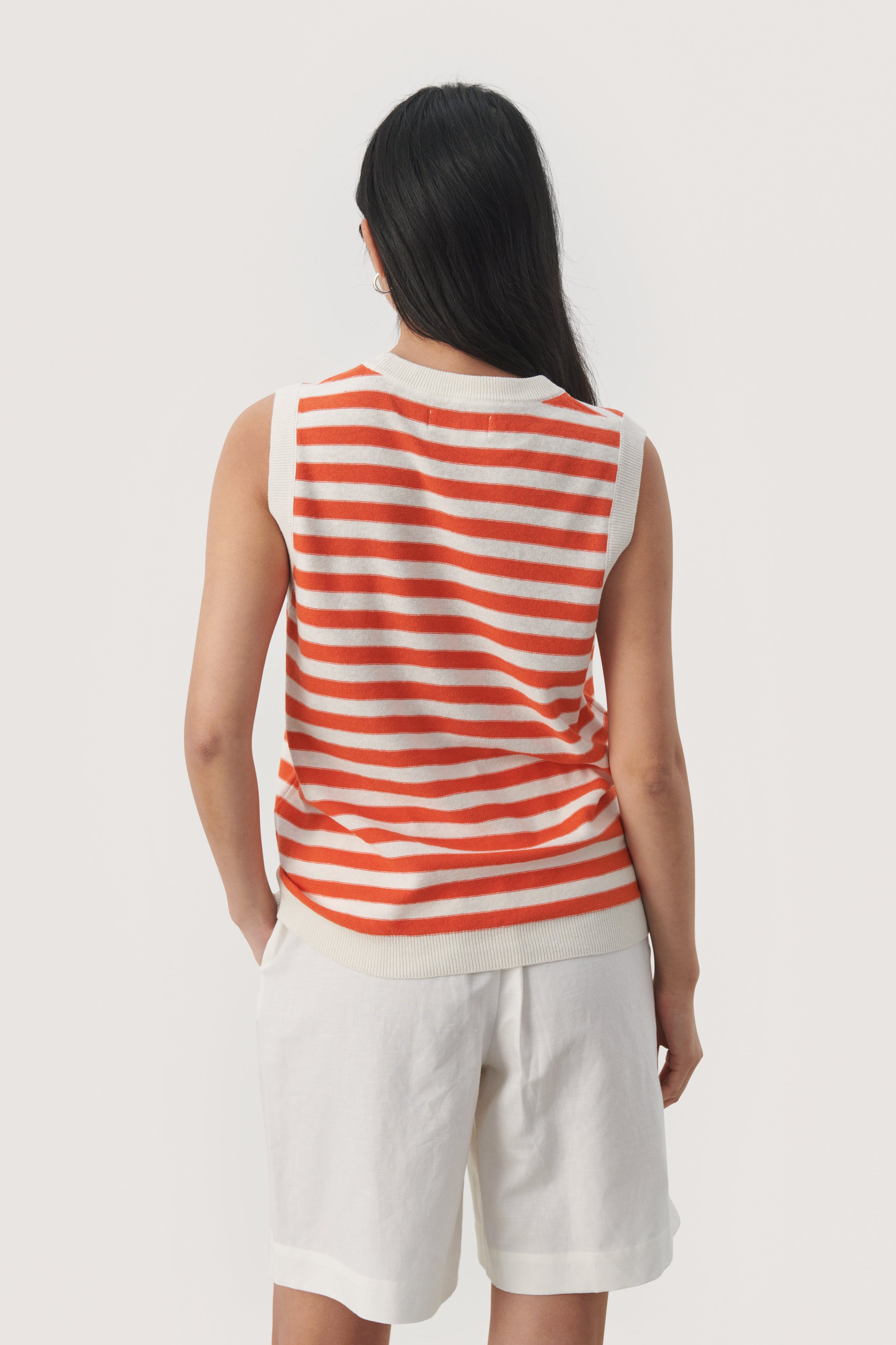 GunettePW Short-sleeved knit LOOKBOOK BACK 30308661-302946