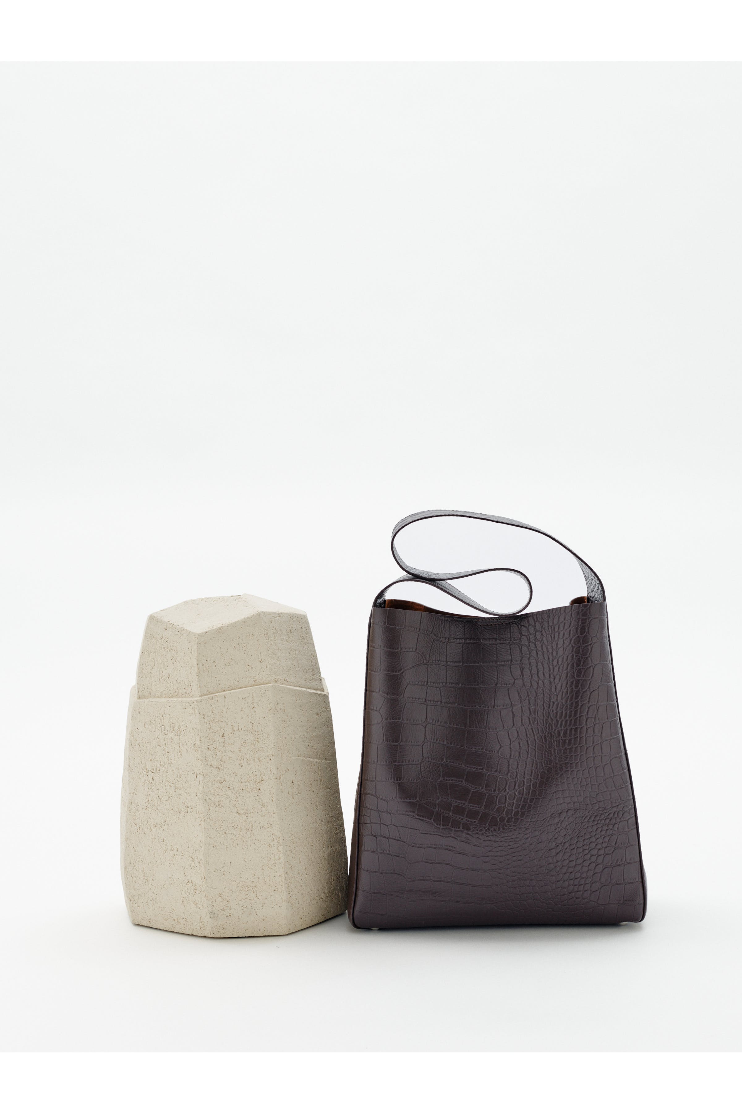 AVIKAIW Bag LOCATION NONE 30112689-191109