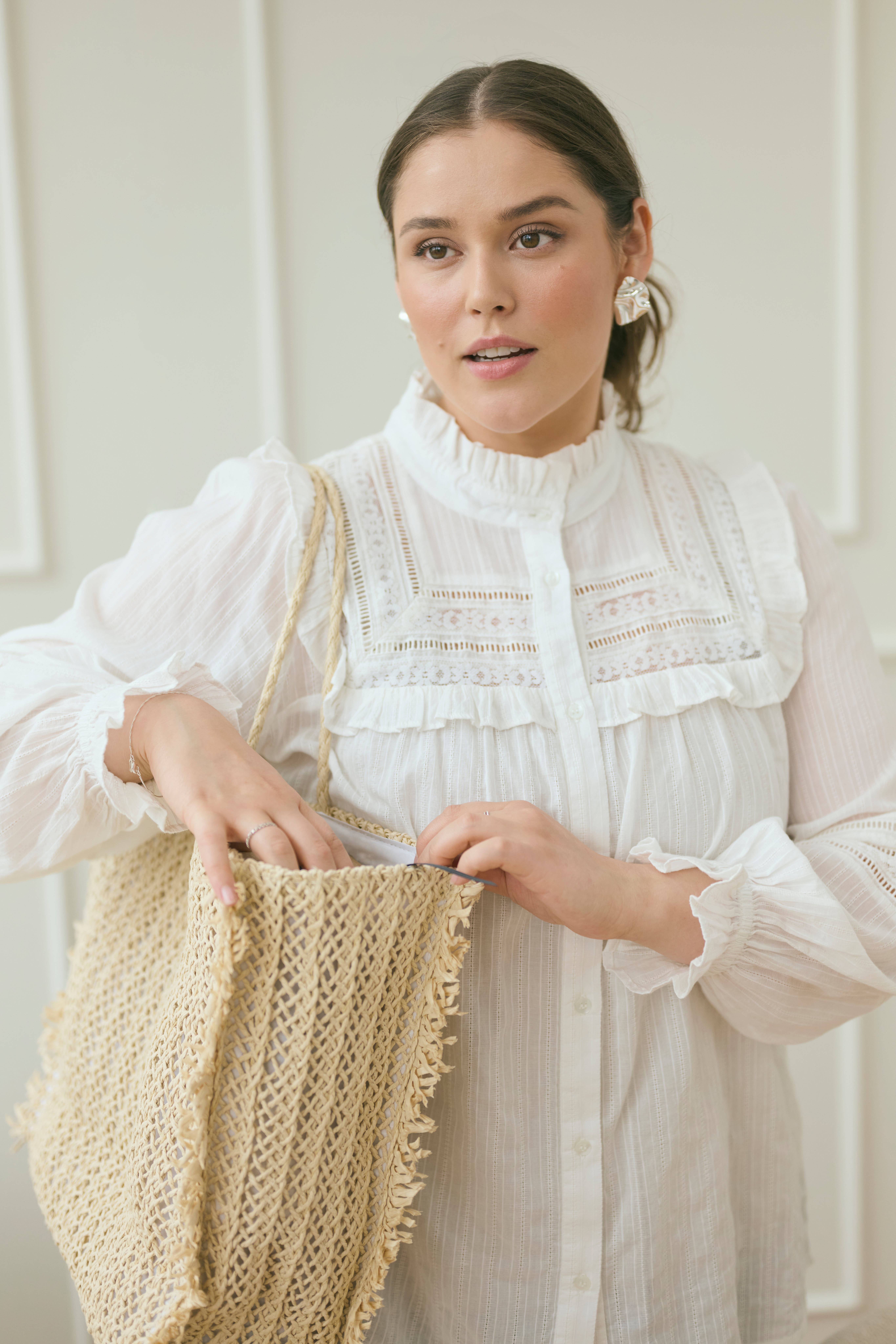 KCjessa Blouse LOCATION NONE 10584100-110602