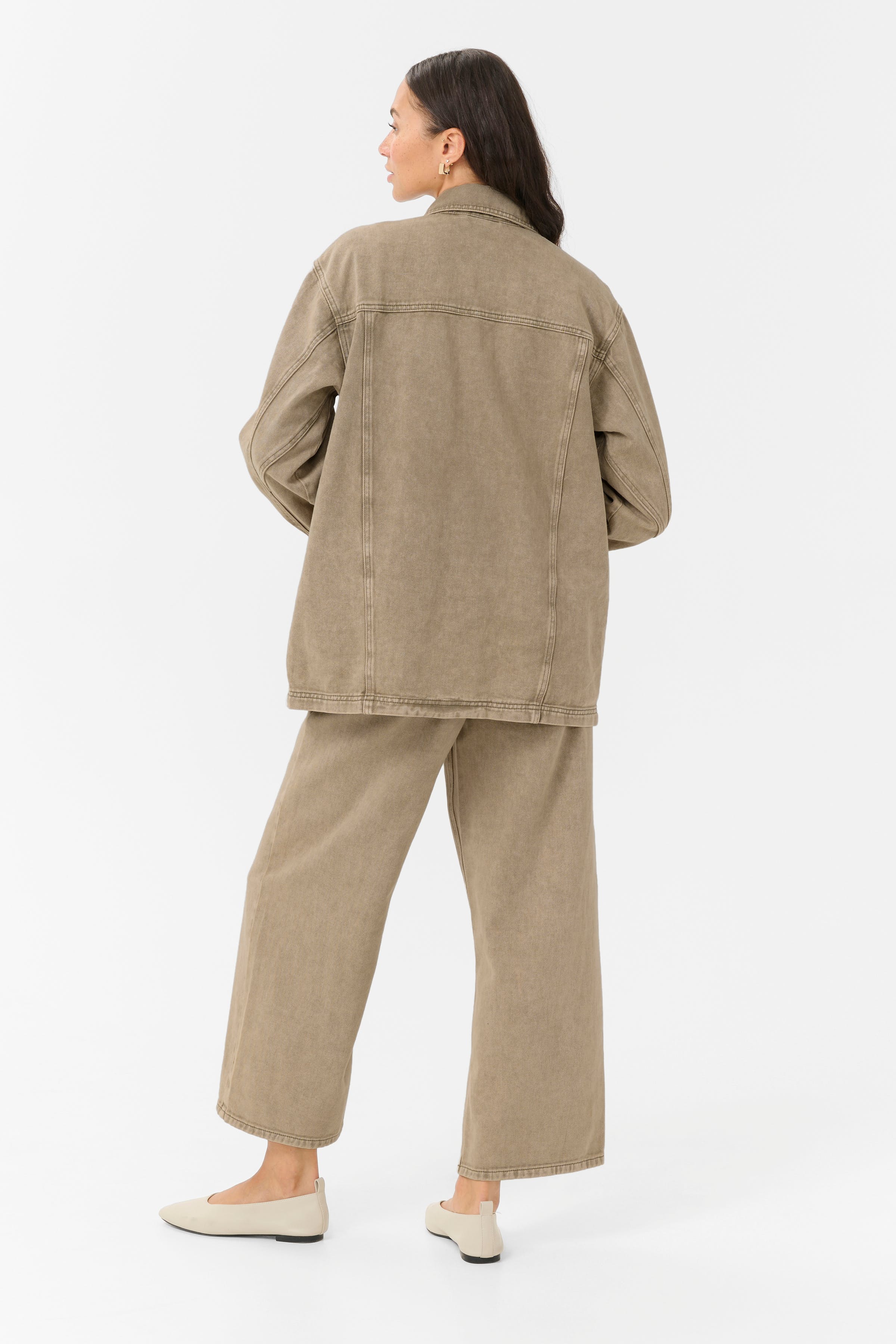 KArania Denim Jacket LOOKBOOK BACK 10509876-107384