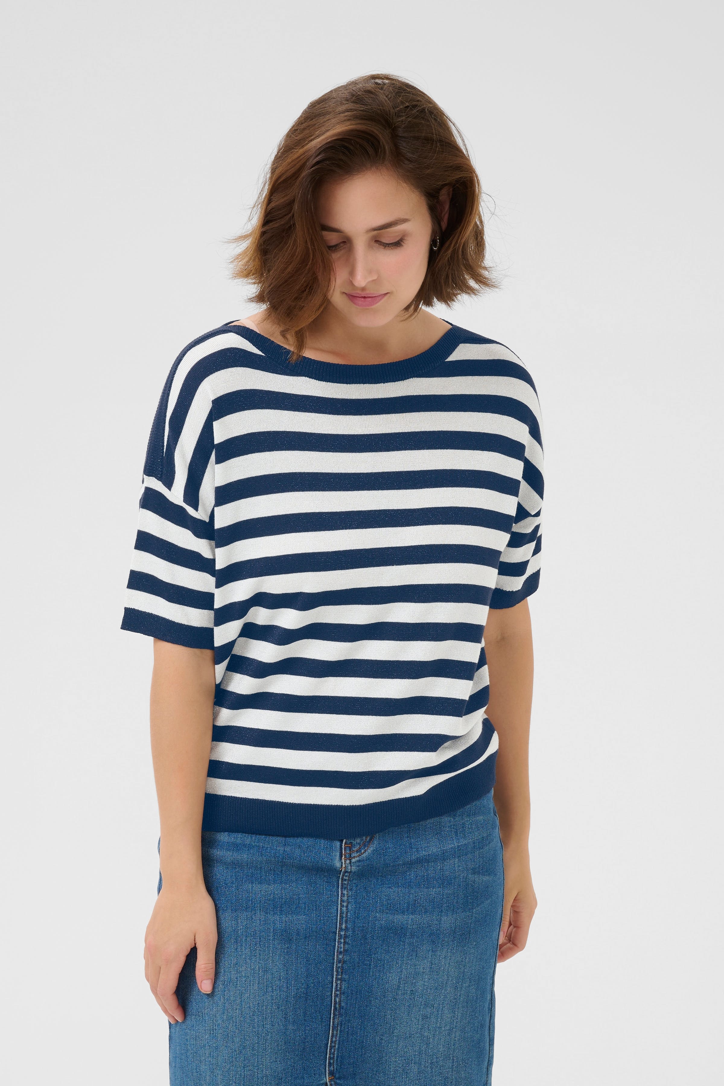 KAregina Pullover LOOKBOOK FRONT 10510053-107566