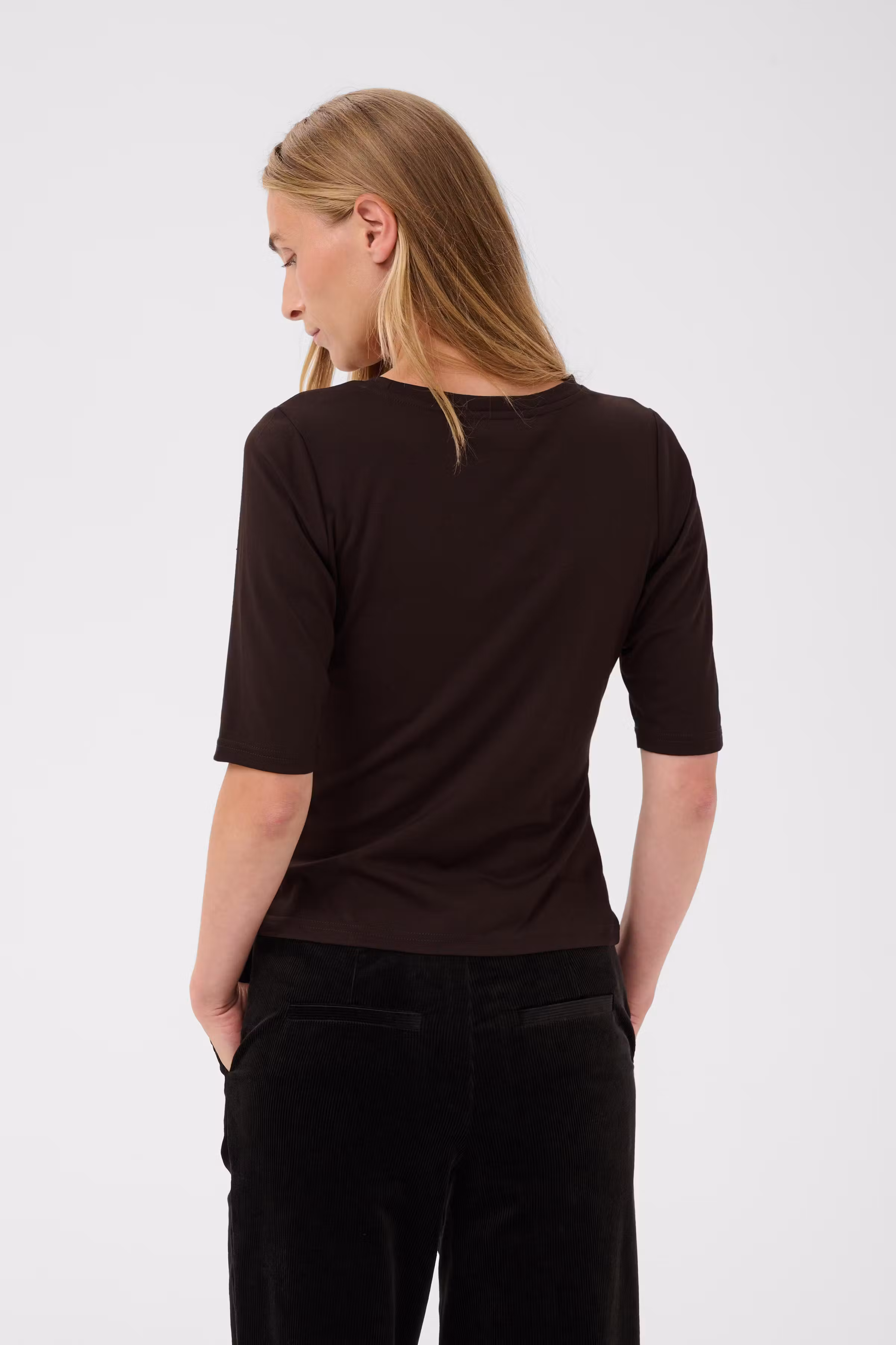 ChenalPW T-shirt LOOKBOOK BACK 30310776-191106