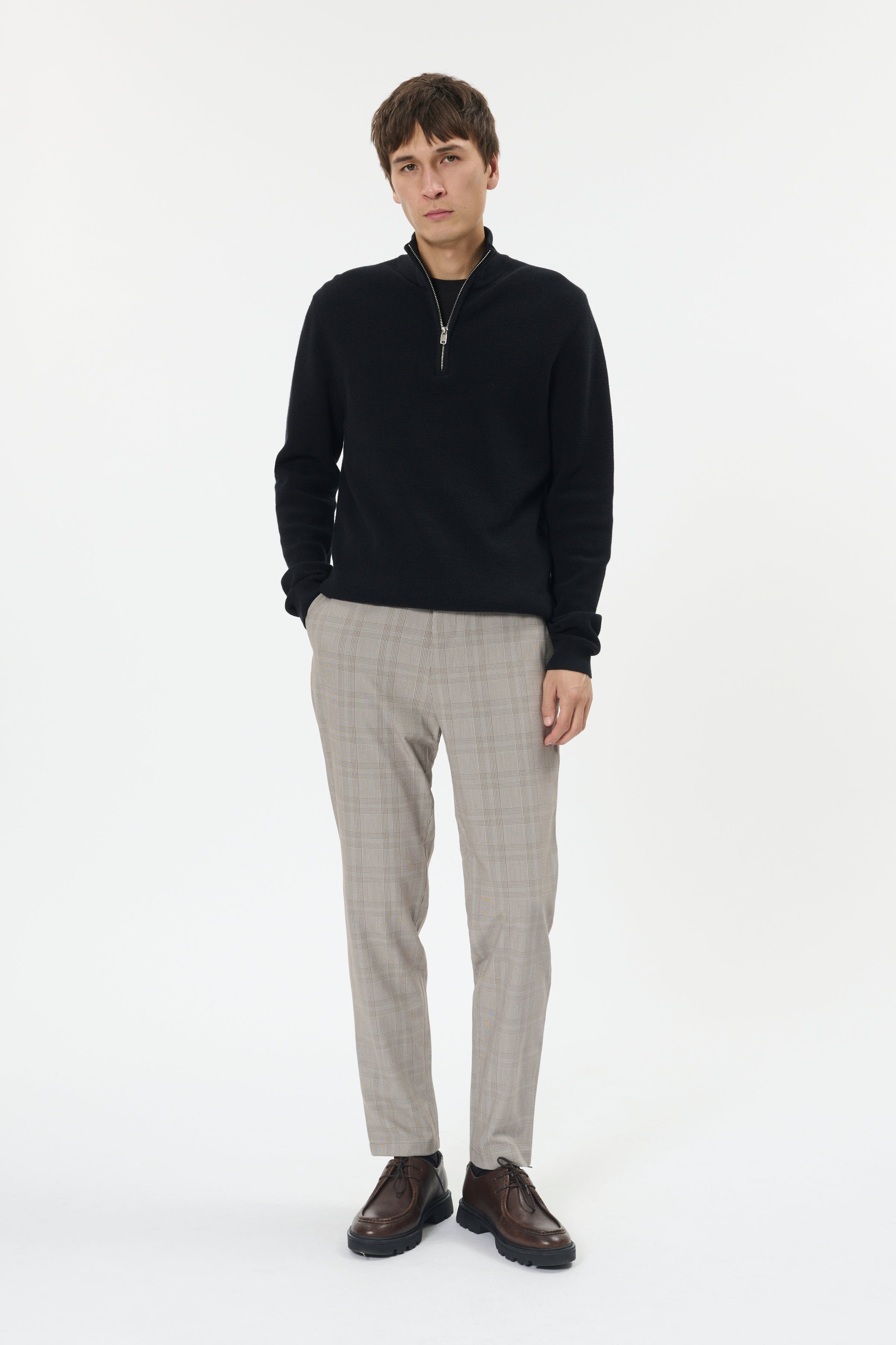 MAliam Bukser LOOKBOOK FRONT 30208750-181112