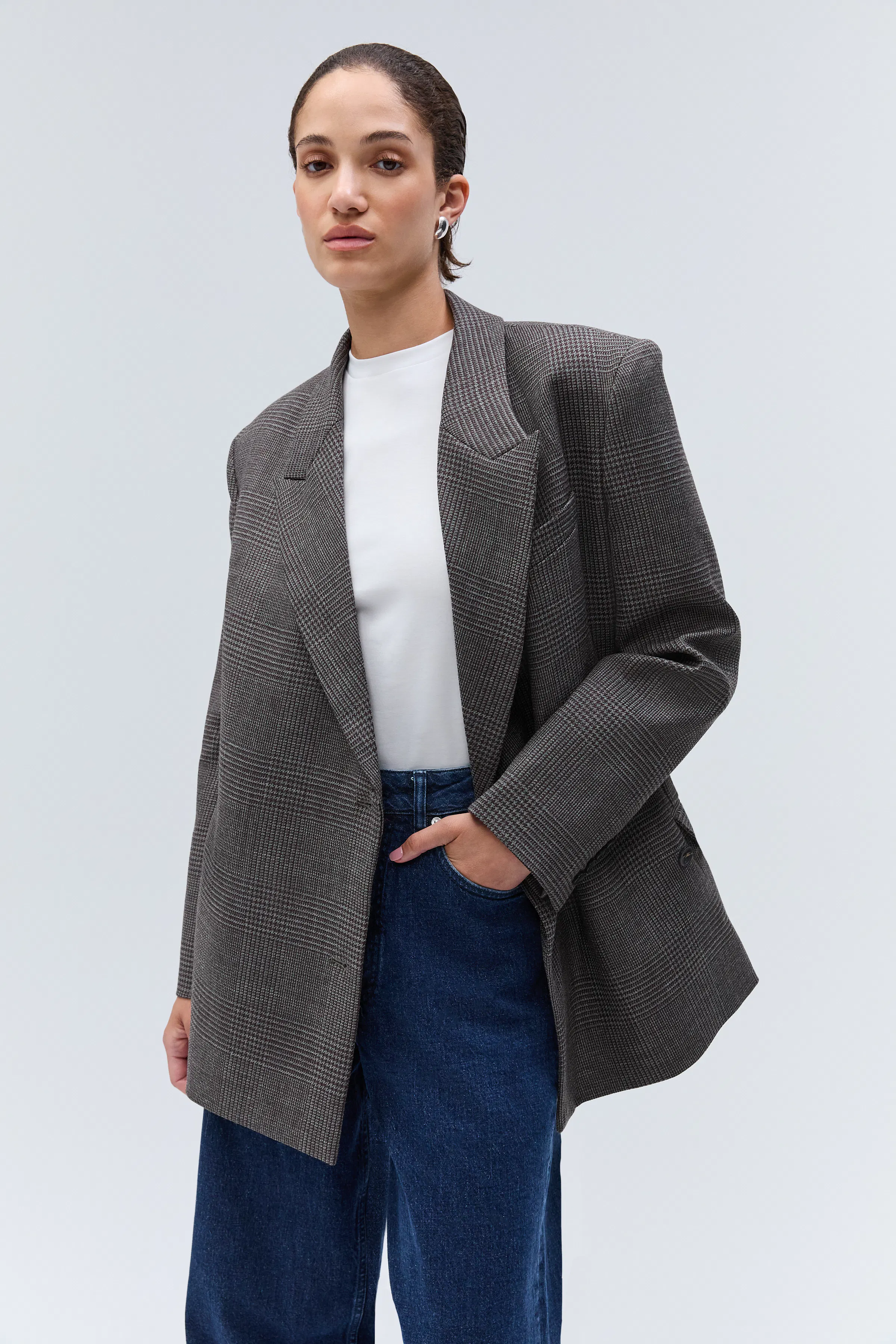 IOJunia Blazer LOOKBOOK FRONT 30600054-MC1999
