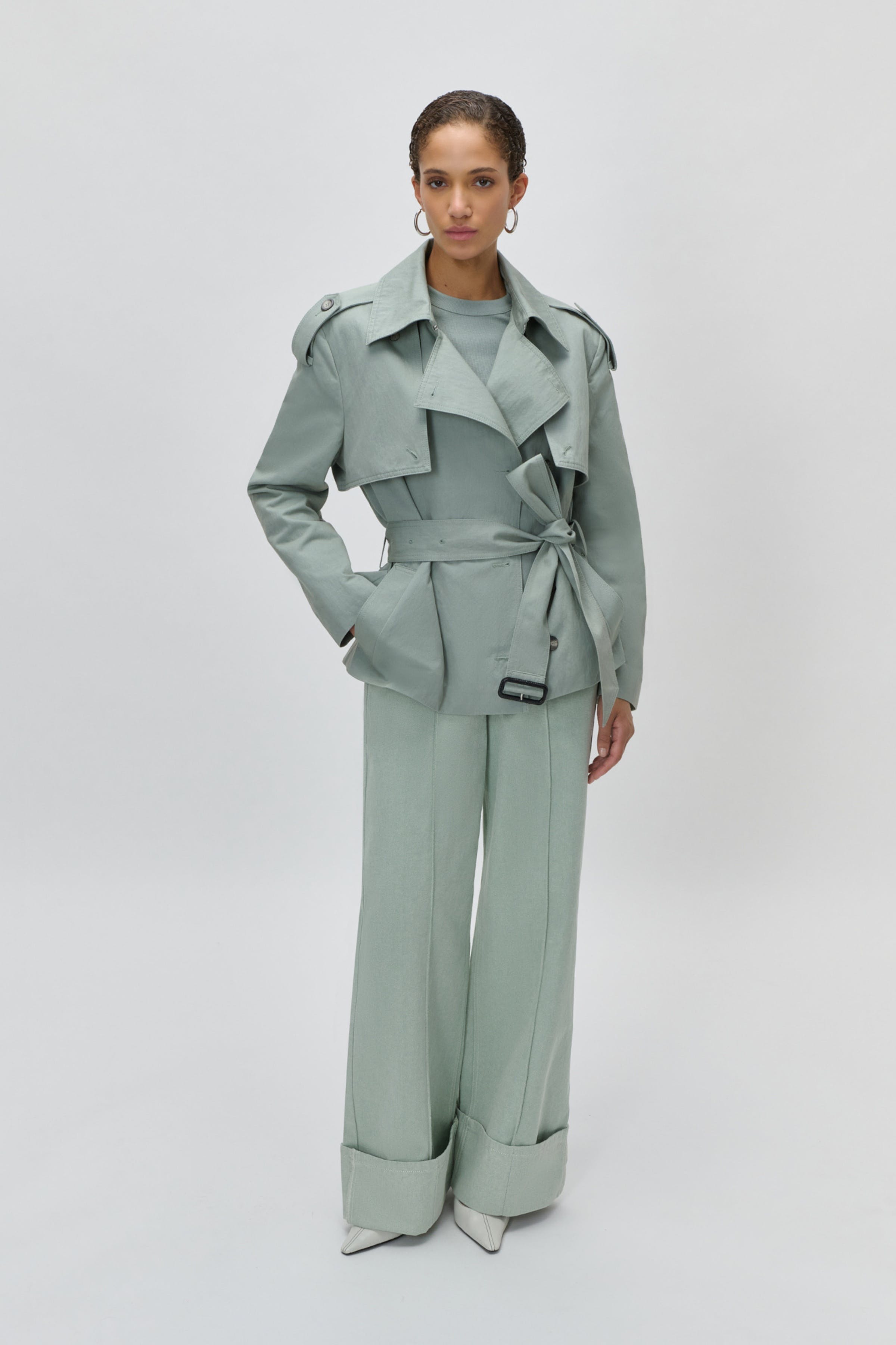 JUNE JACKET LOOKBOOK FRONT 30600701-GR557