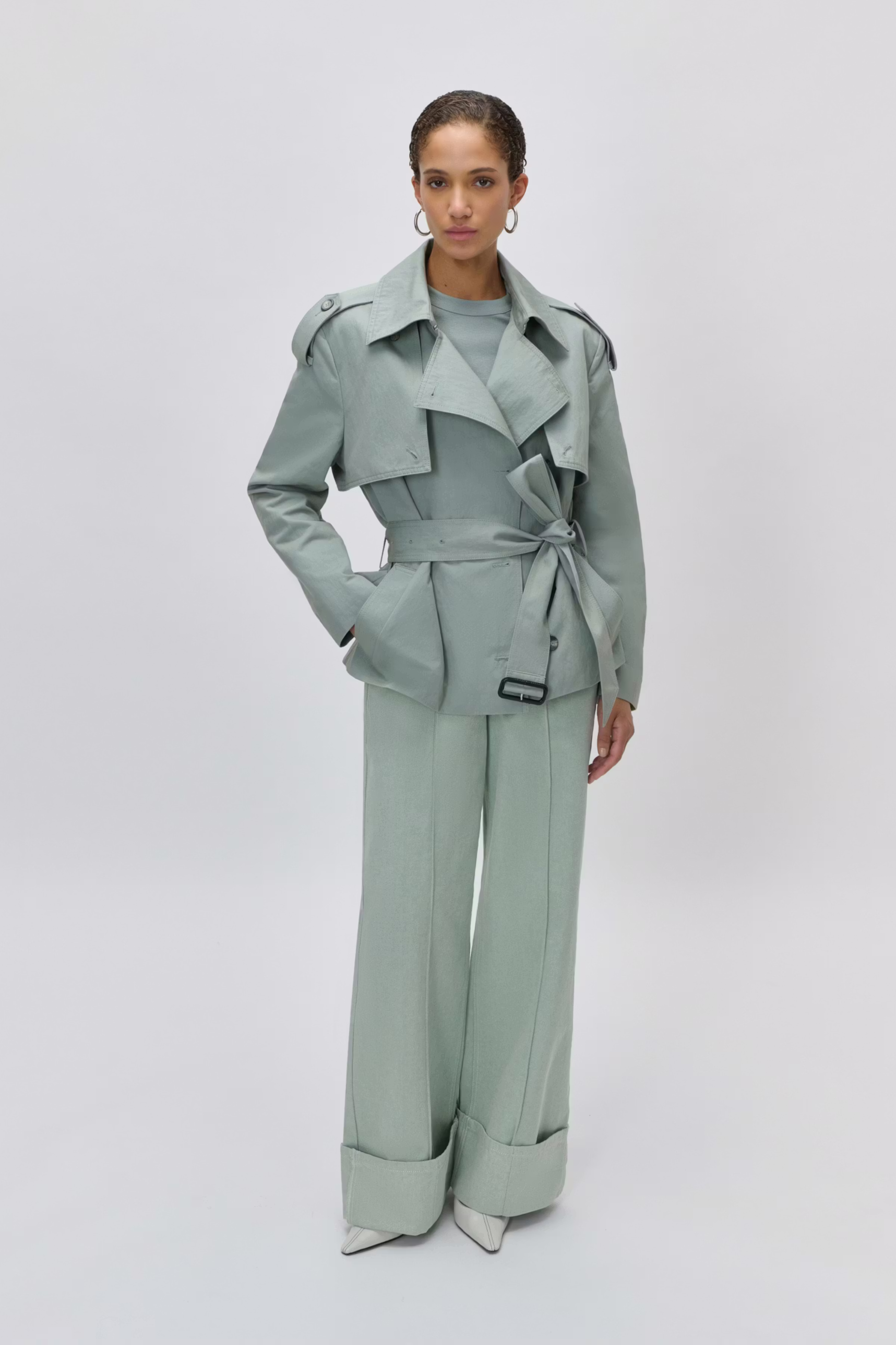 JUNE JACKET LOOKBOOK FRONT 30600701-GR557