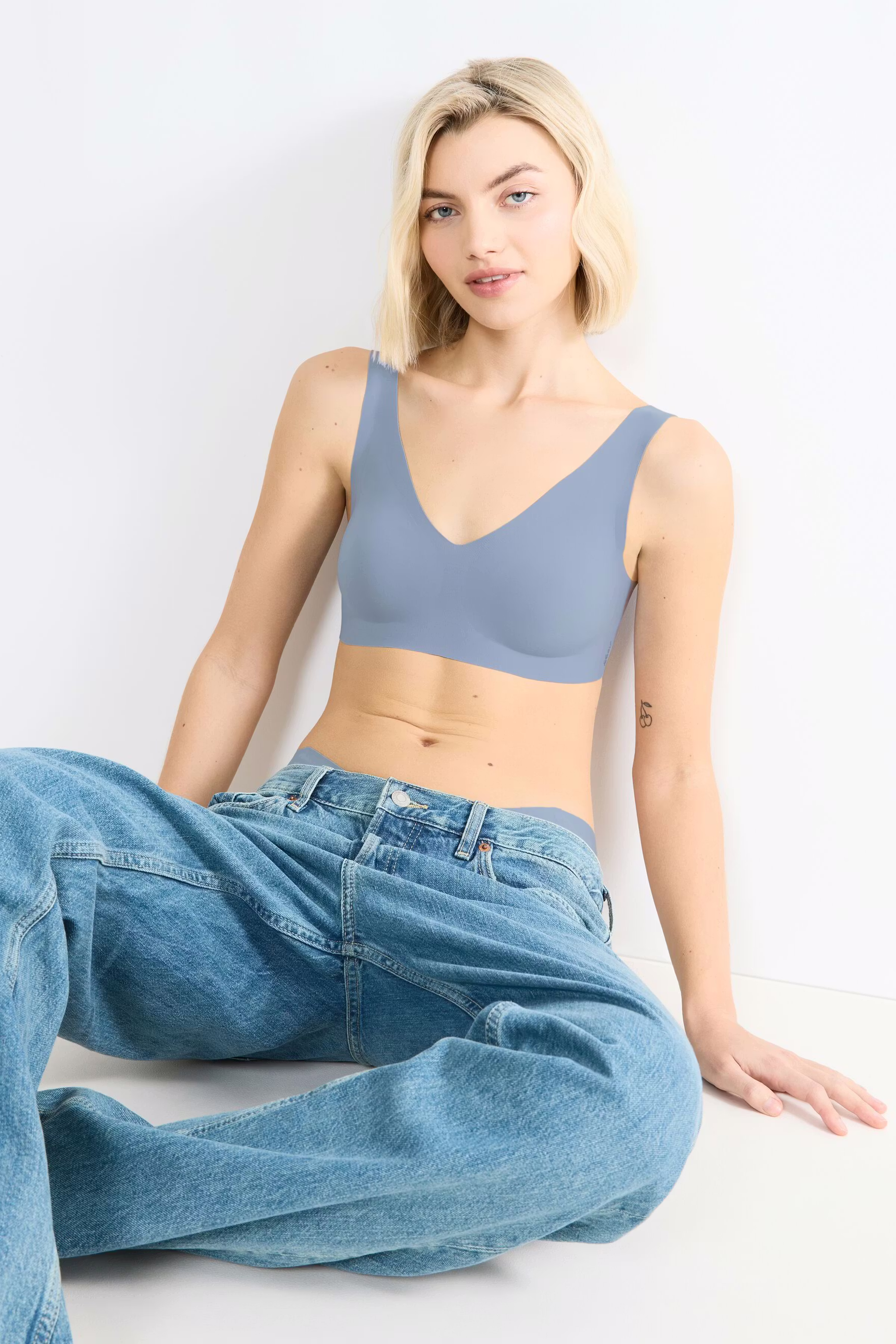 sloggiZERO-Feel BH LOOKBOOK FRONT 40551607-400876