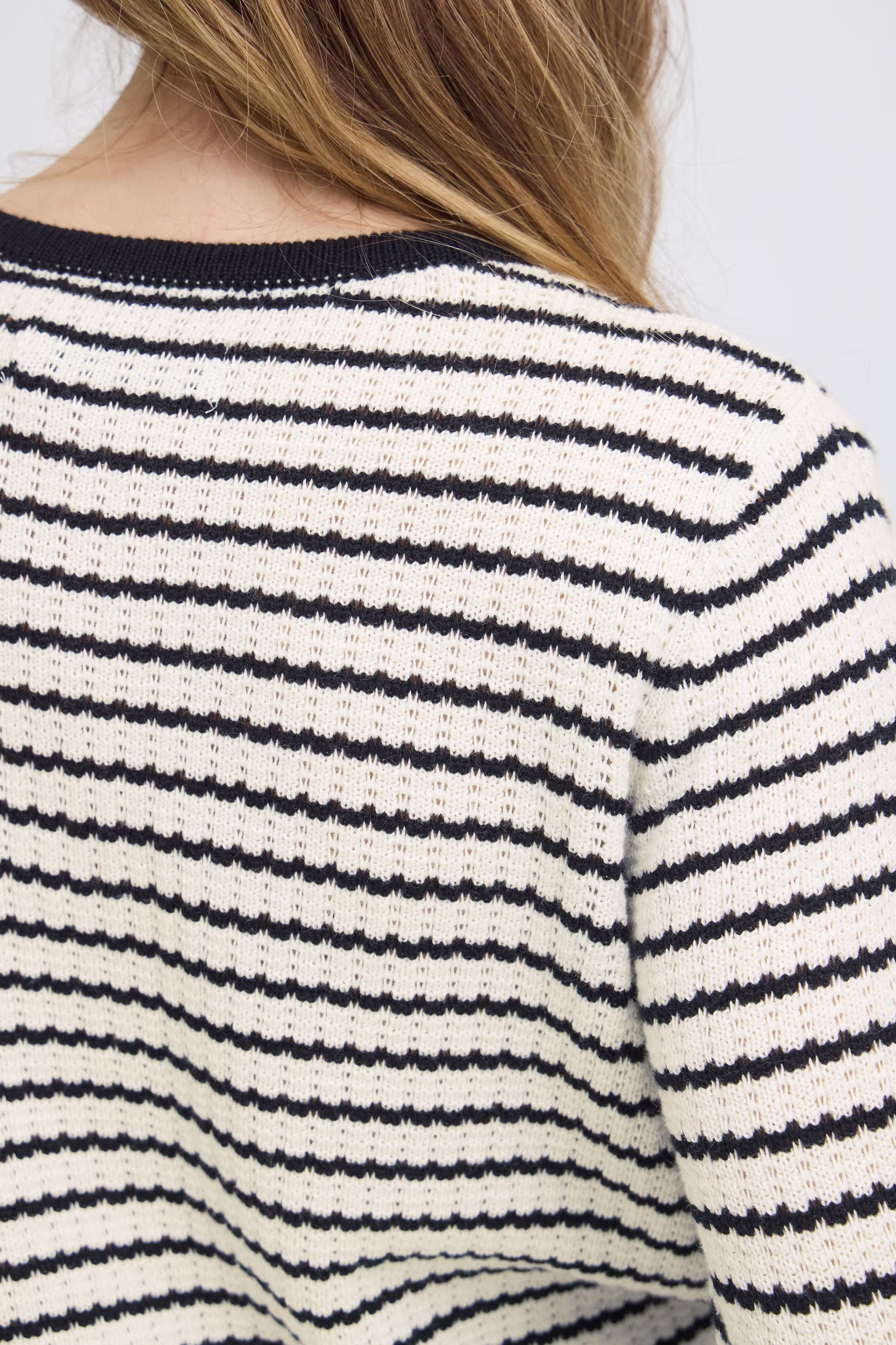 PZCENTA Cardigan LOOKBOOK DETAIL 50210495-114201