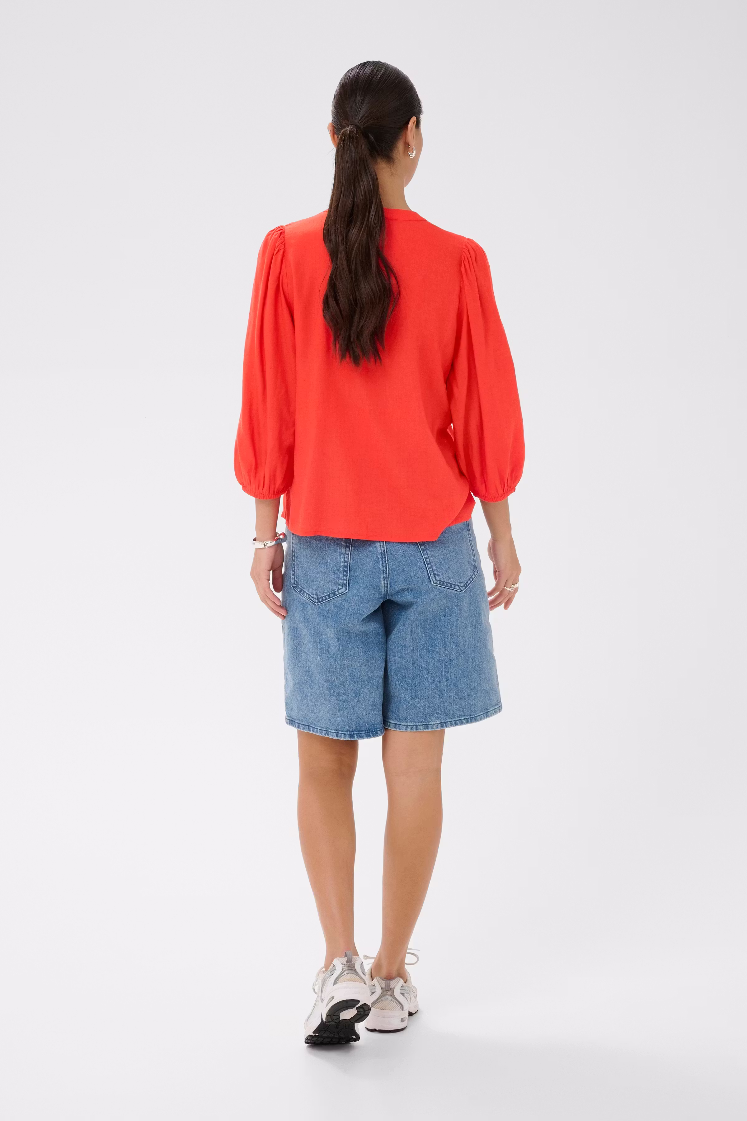 KAmilia Blus LOOKBOOK BACK 10511457-171664