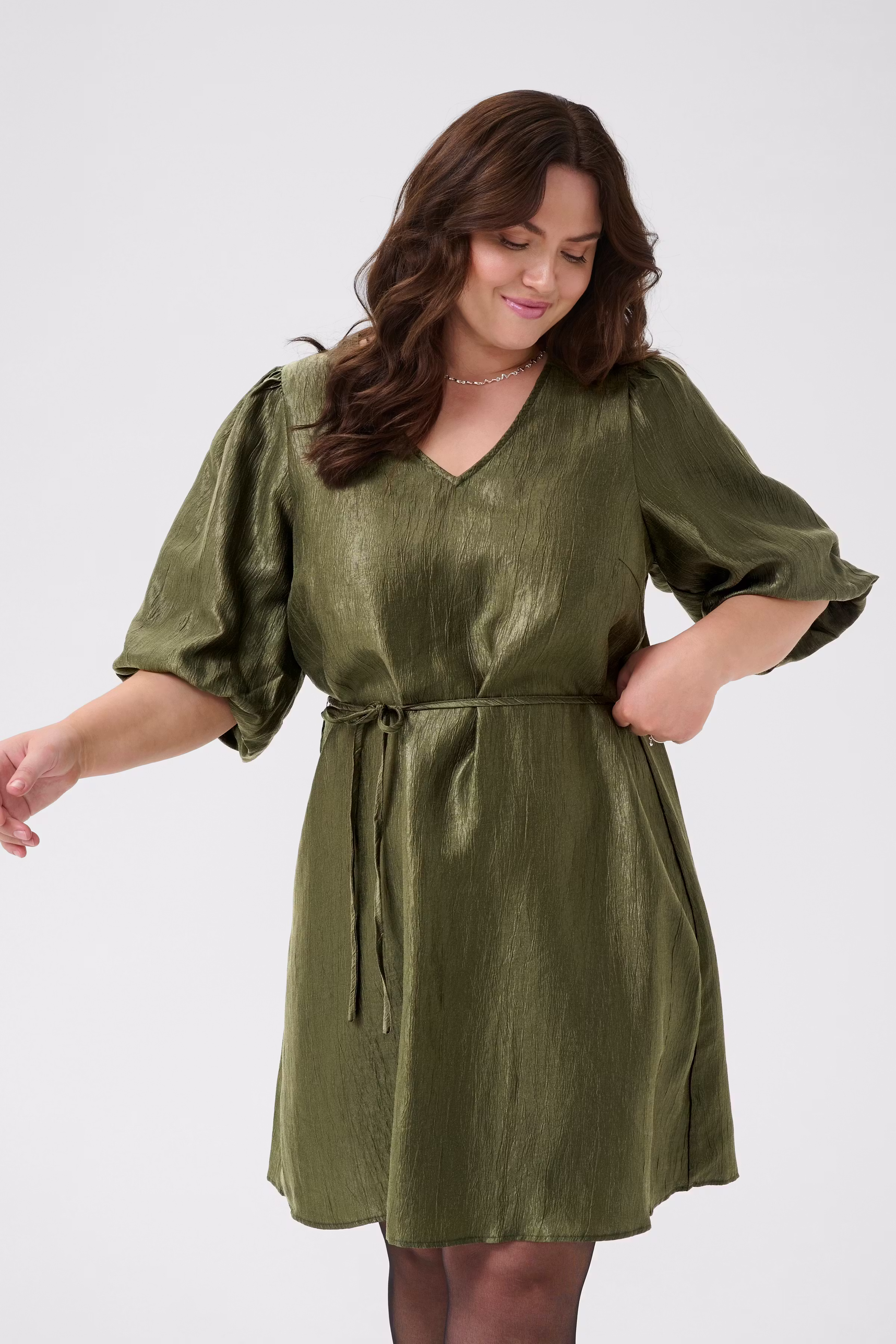 KCrizza Kjole LOOKBOOK FRONT 10583817-190512