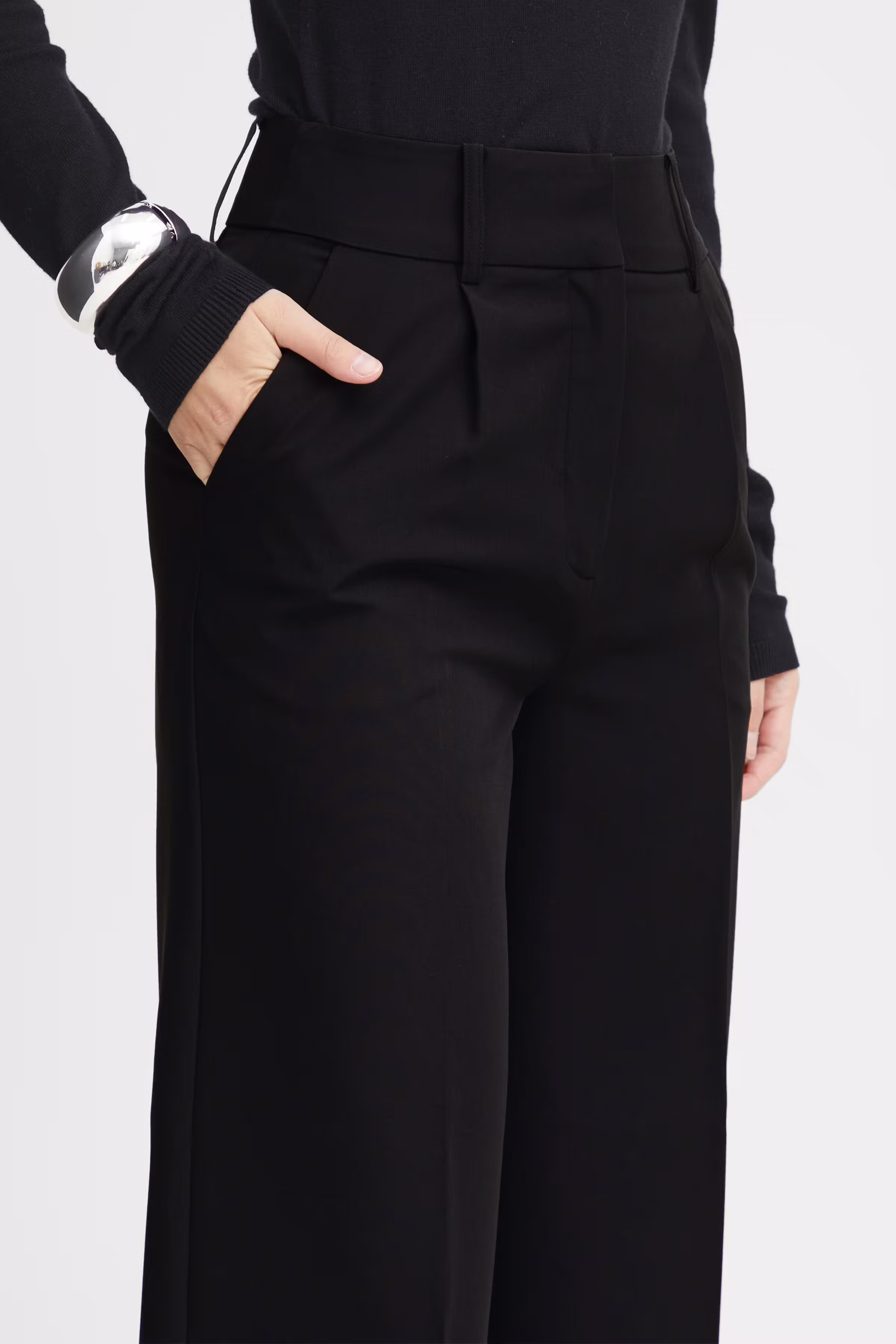 IHLEXI Hose LOOKBOOK DETAIL 20118085-194008