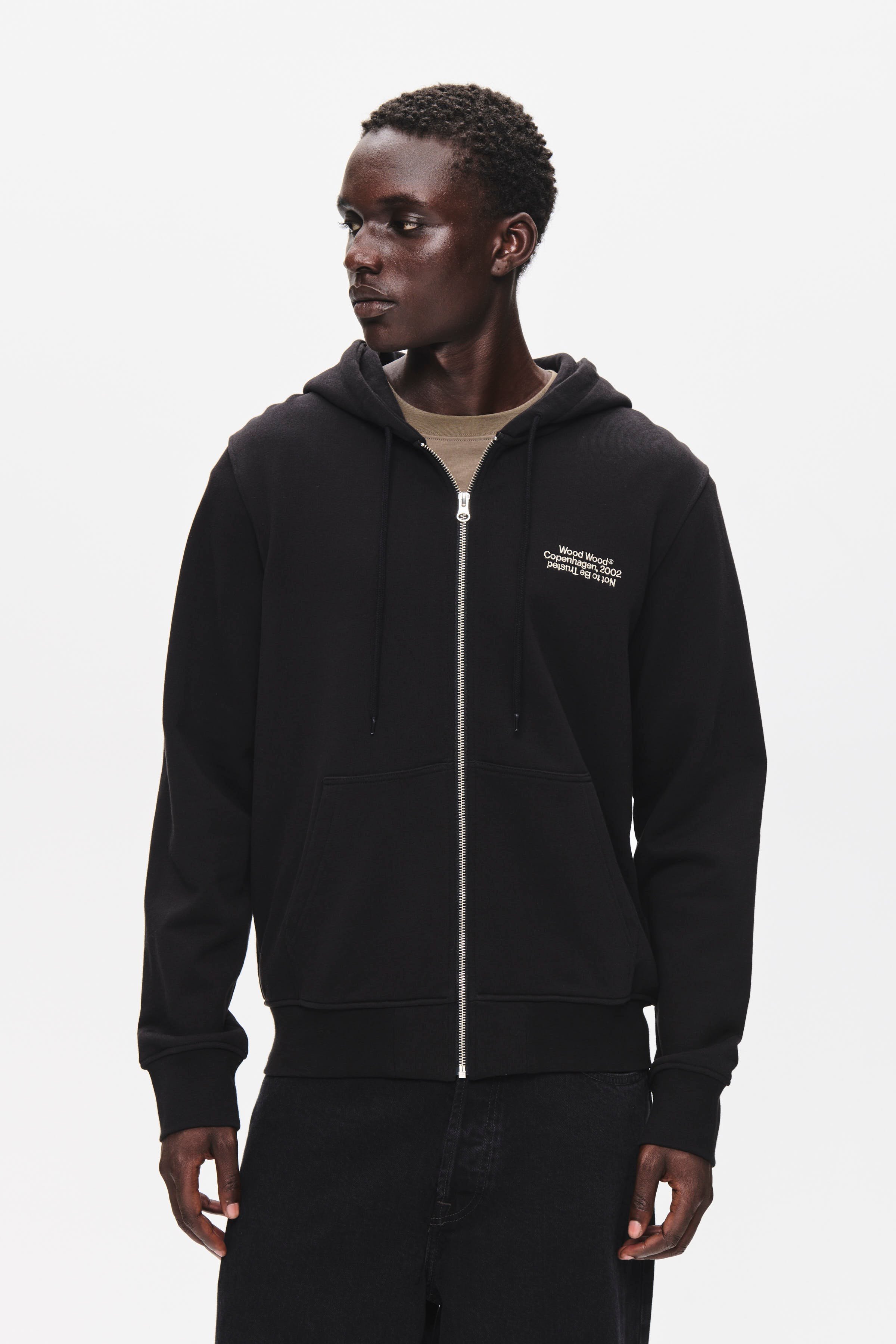 WWIan Sweatshirt LOOKBOOK FRONT 30252263-303700