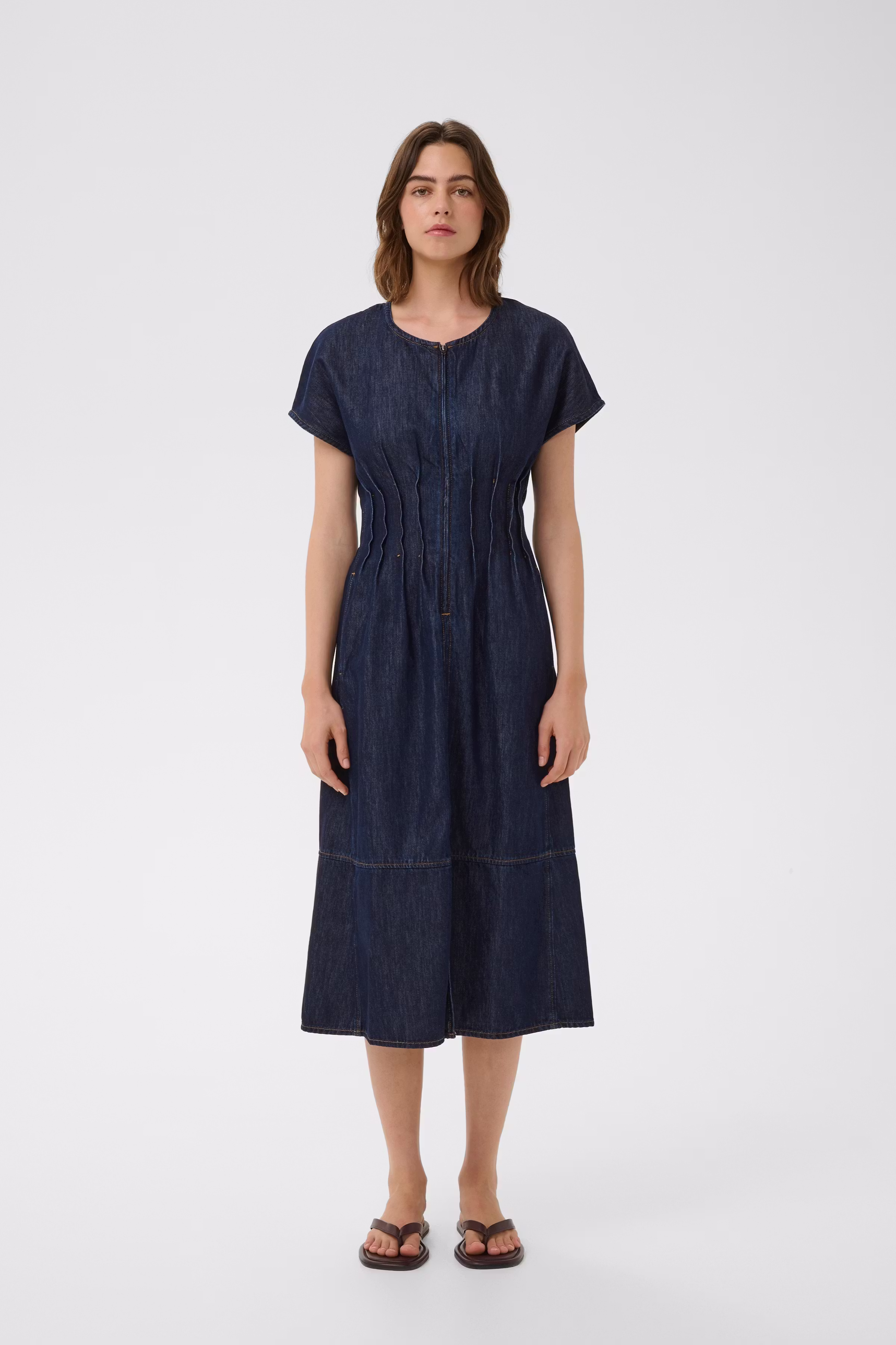 BenovaIW Dress LOOKBOOK FRONT 30111208-304092