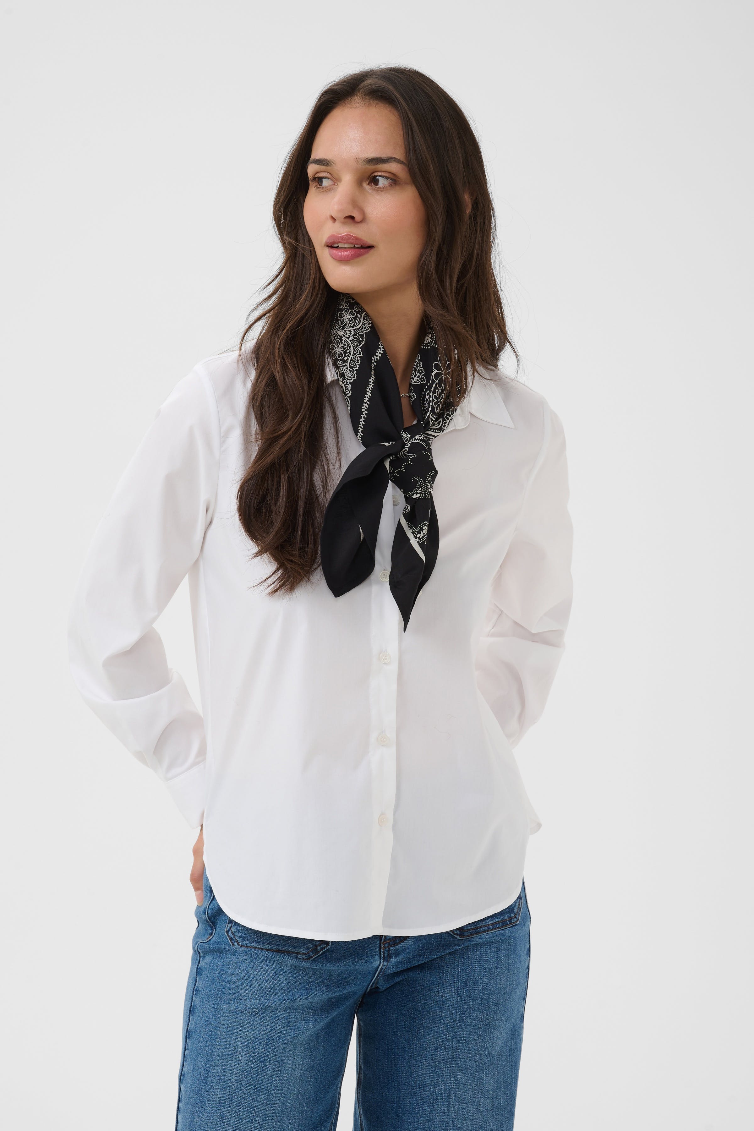 KAgardenia Scarf LOOKBOOK FRONT 10512184-109784