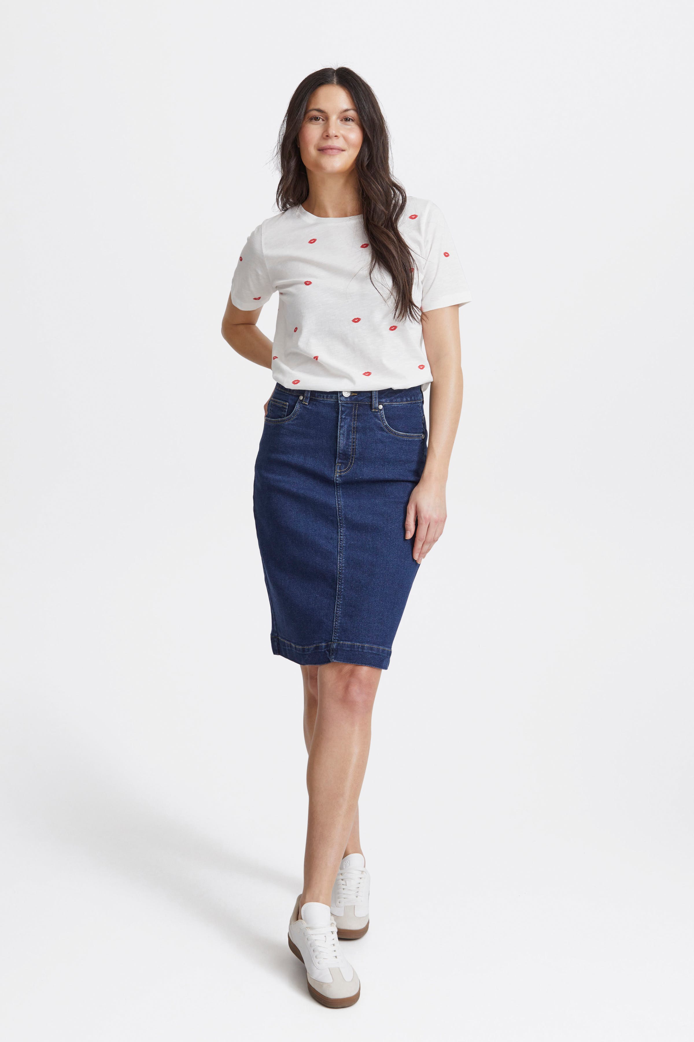 FXHAZIL T-shirt LOOKBOOK FRONT 20615302-204220