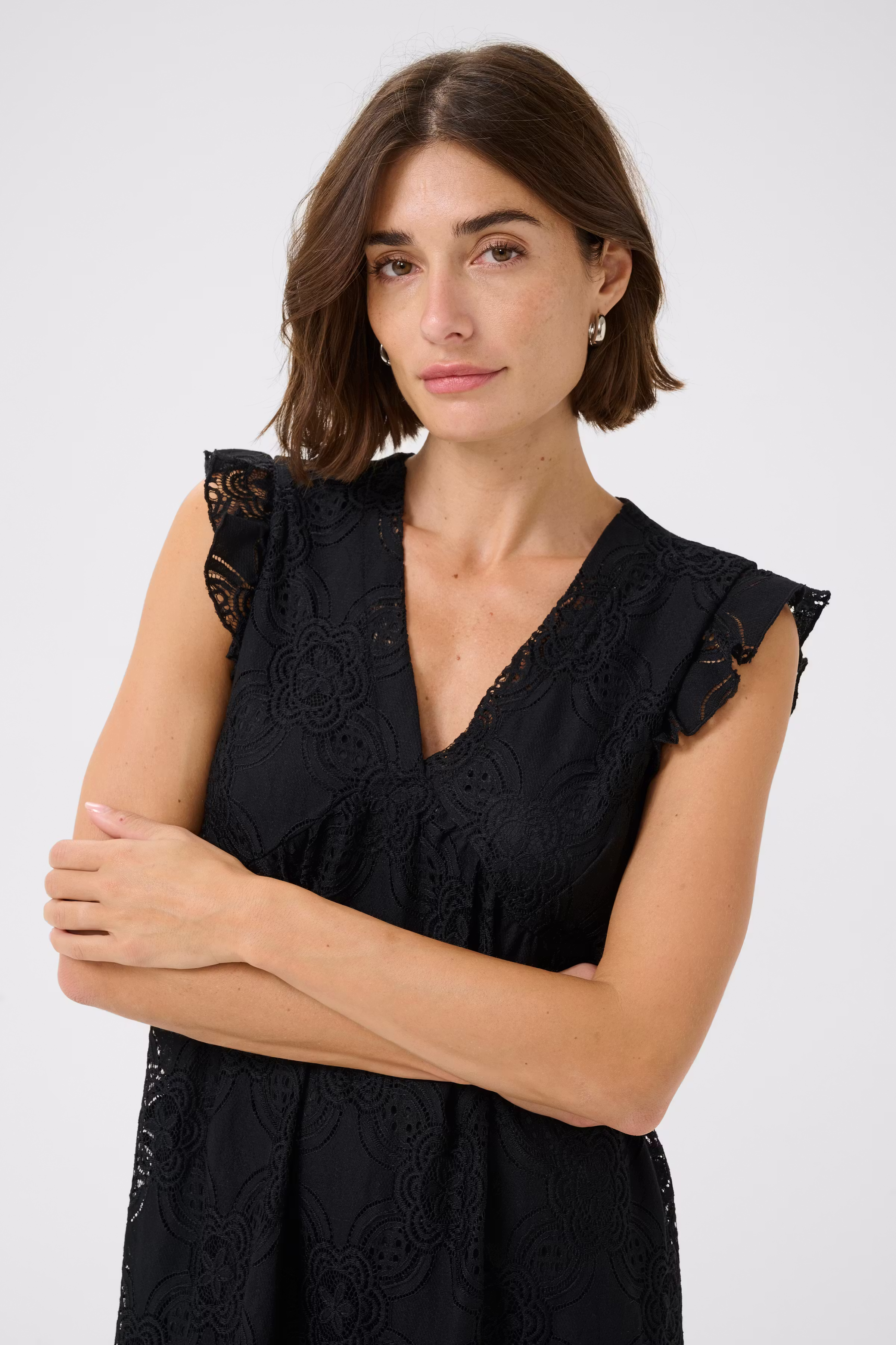 CUsigla Lace dress LOOKBOOK DETAIL 50112216-500012