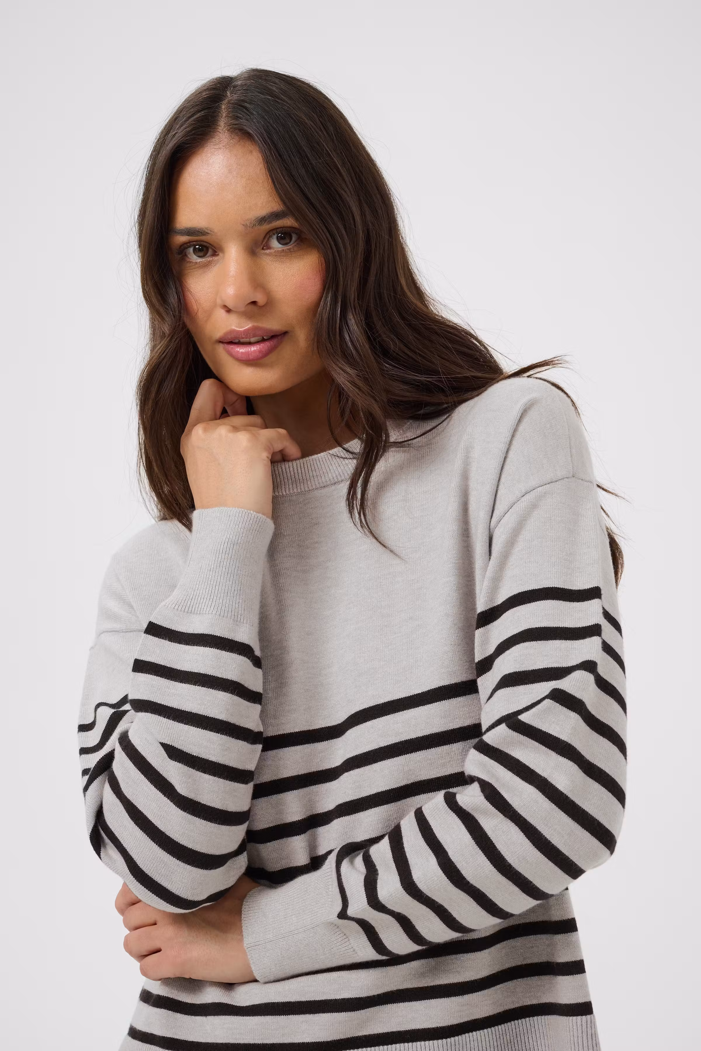 KAlimone Pullover LOOKBOOK DETAIL 10511830-109819