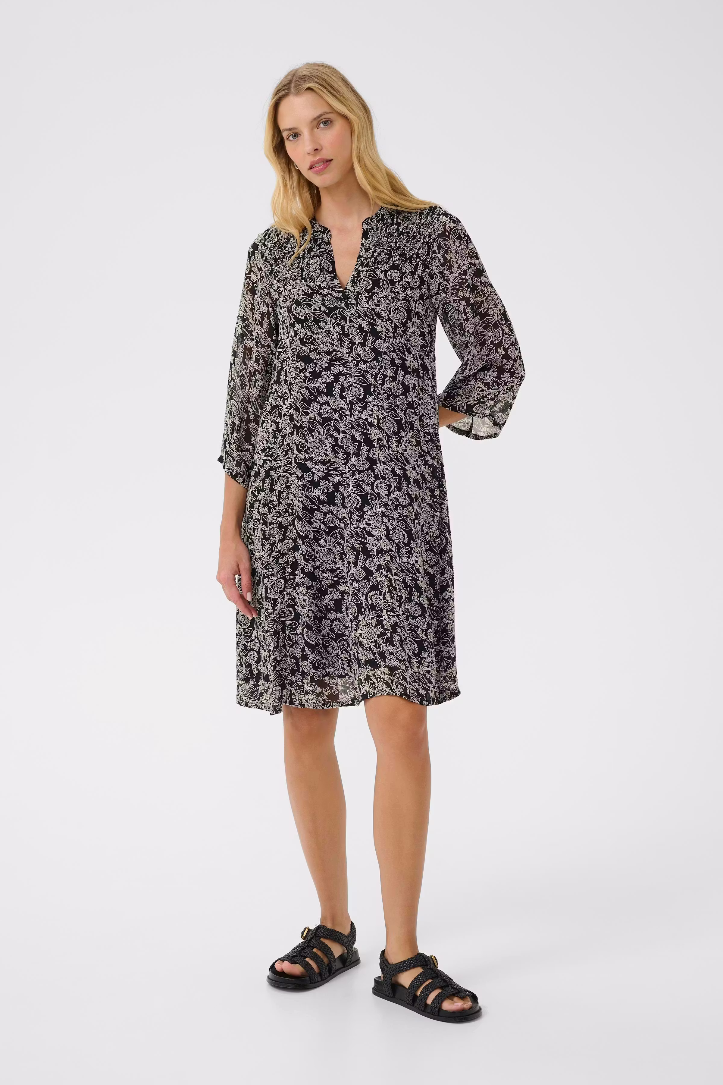 ElkaPW Kjole LOOKBOOK FRONT 30308413-304005