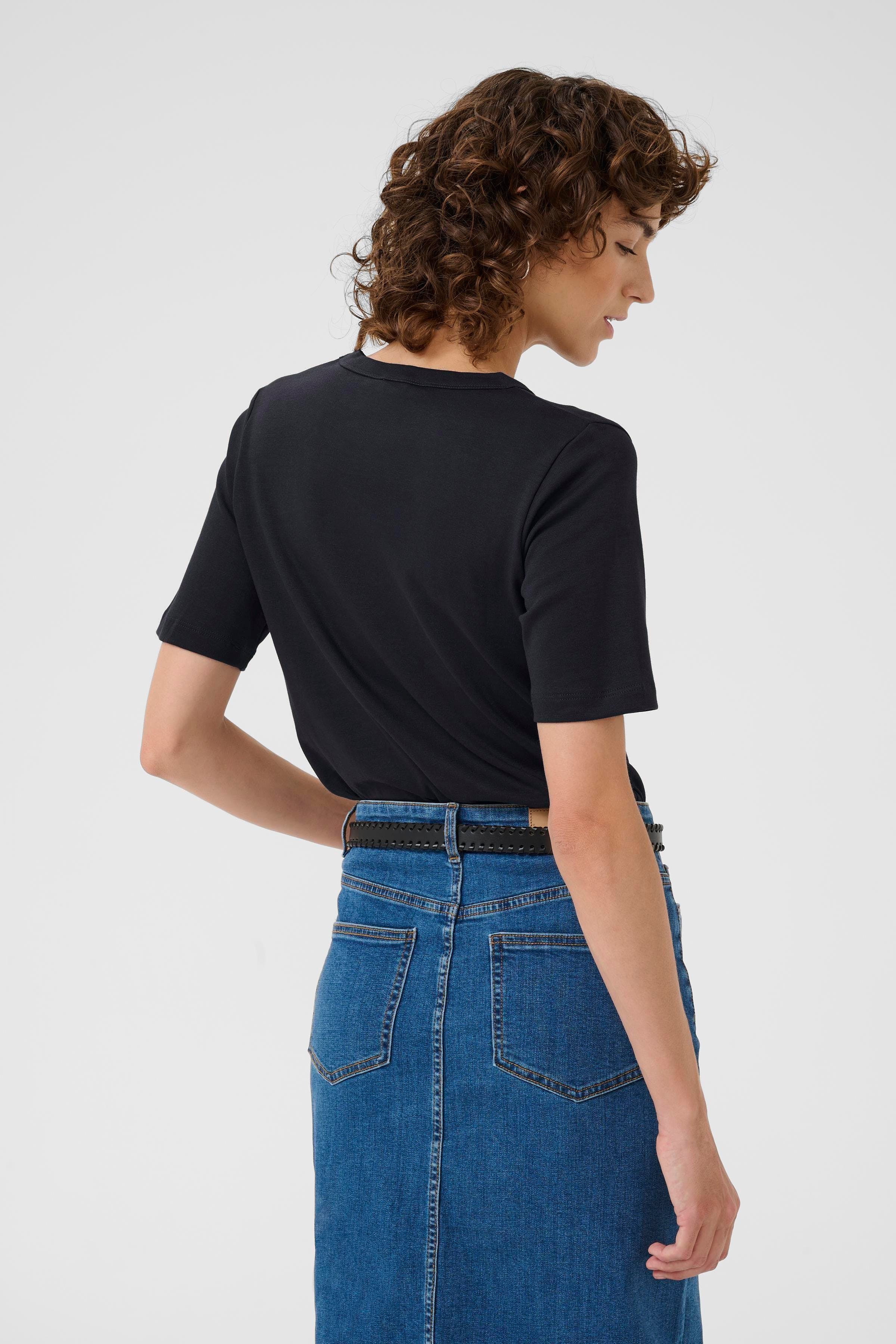 RatanaPW T-shirt LOOKBOOK BACK 30309870-194013